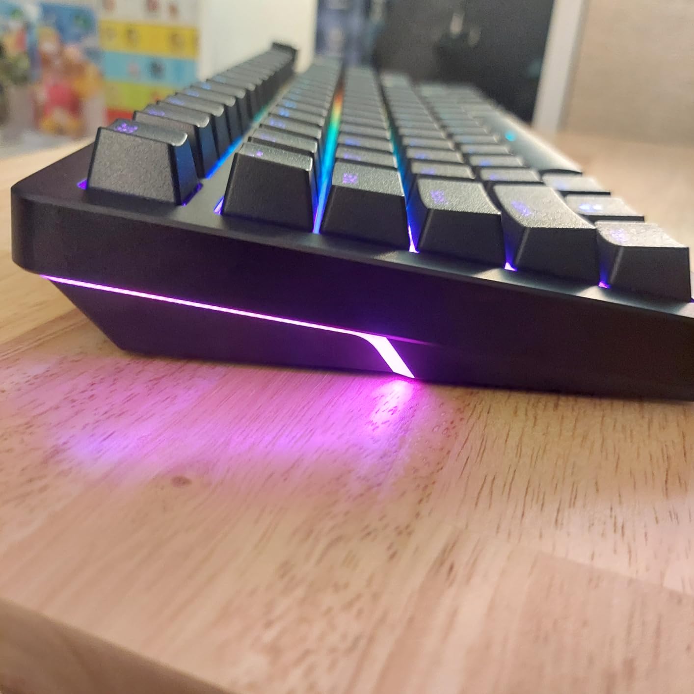 HyperX Alloy Rise 75 Wireless - Hot-Swappable 75% Mechanical Gaming Keyboard, Up to 80 Hours Backlighting, Dual Wireless 2.4GHz and Bluetooth customer photo 1