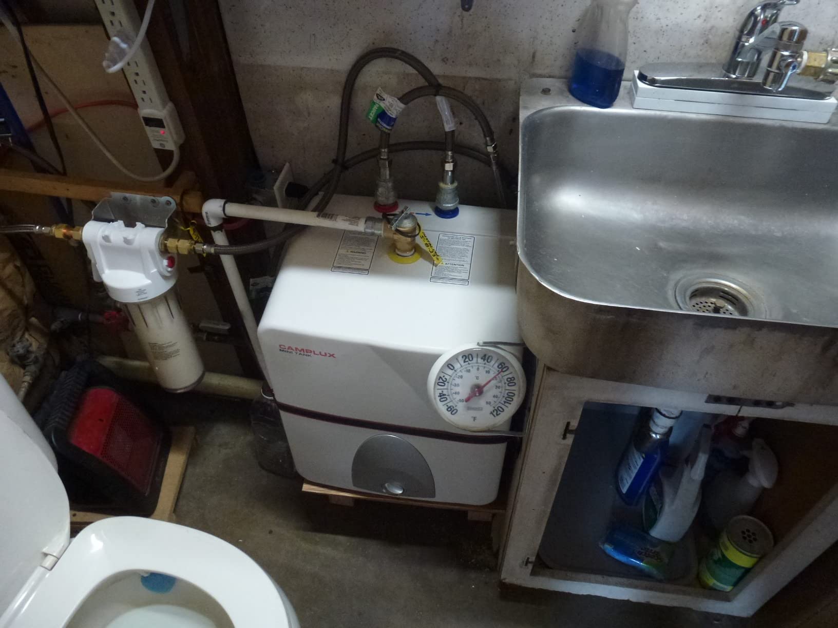 CAMPLUX Tankless Water Heater Electric 4.5kW 110~120V Small Instant Hot Water Heater, Point-of-Use, Save Space for Sink Wall Mounted LED Digital Display CSA Certified TE05 customer photo 2