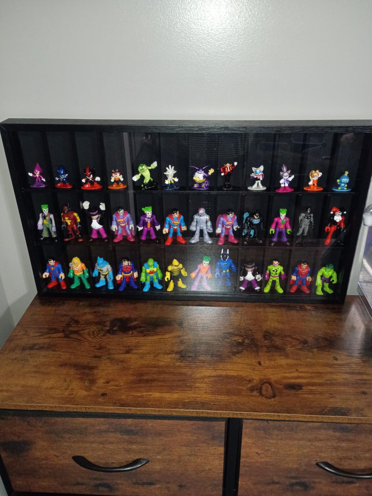 Wooden Display Case for 3.75 inch Action Figures, Wall Mounted 36 Compartments Collectors Showcase, Fit for 1/18 Scale Star Wars / GI Joe / Marvel Action Figure Toy Black customer photo 1