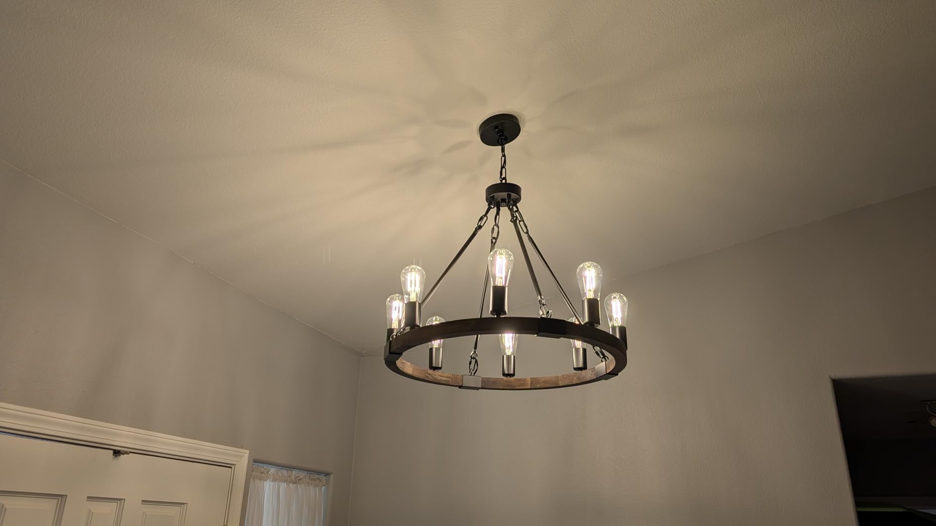 Farmhouse Wood Wagon Wheel Chandelier 24-Light 43.3