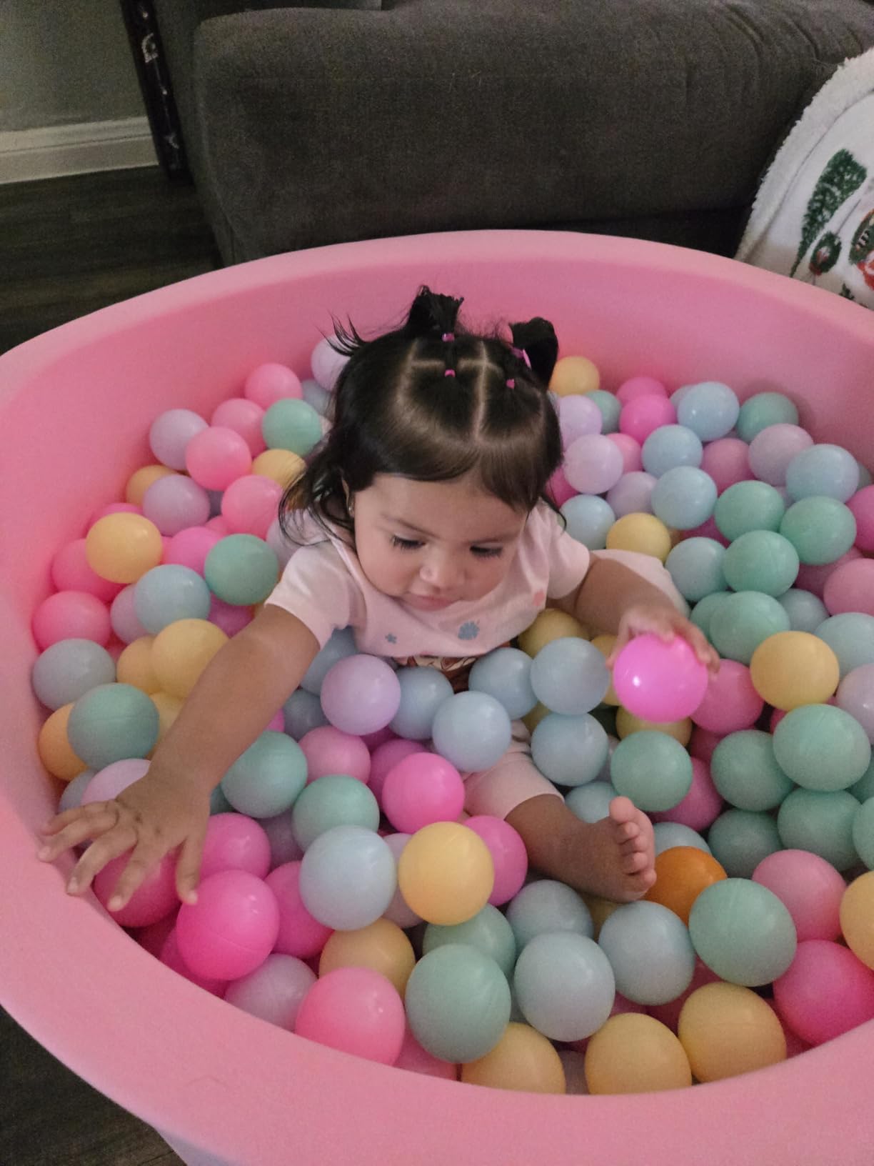 Zedachica Ball Pit for Toddlers 35.43''x11.81 Baby Ball Pits Soft Memory Foam Ball Pit Round Kids Ball Pit Indoor Game Kids Play Ball Pool Ideal Gift for Girls and Boys (Grey, NO Balls) customer photo 2