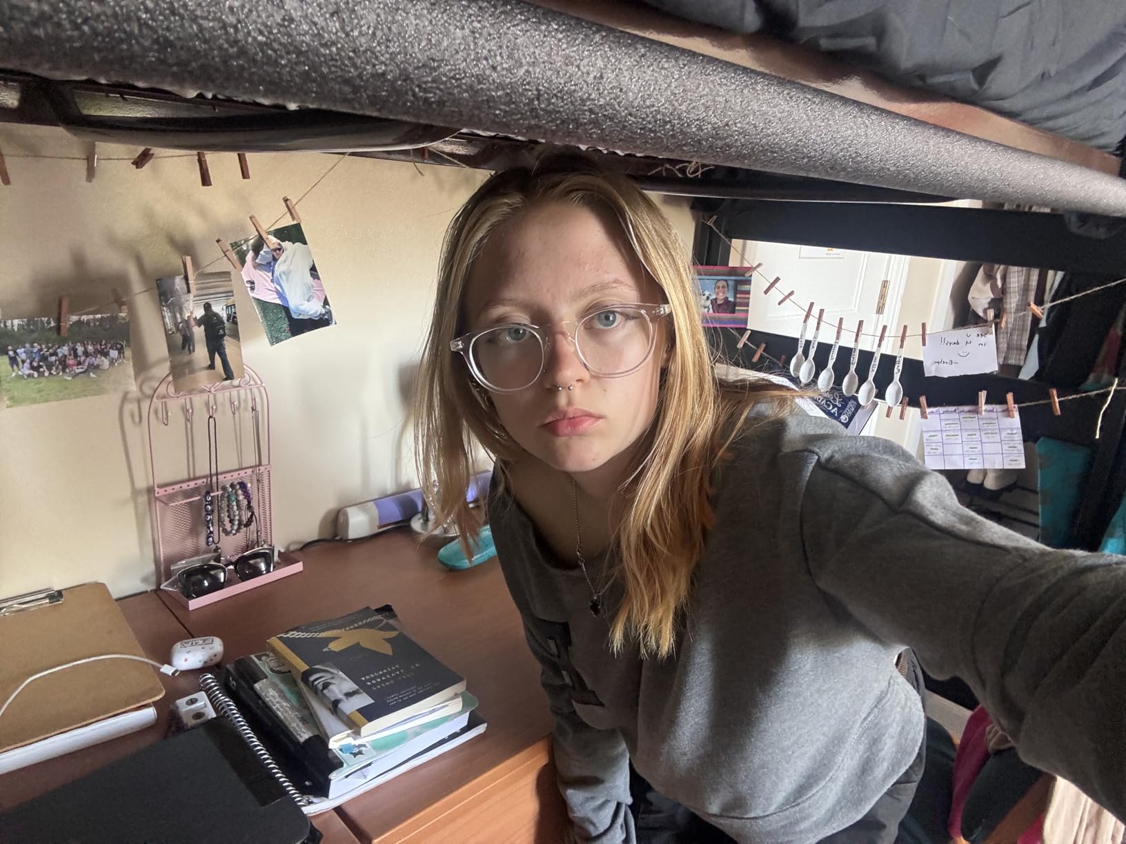 Heavy-Duty College Dorm Bed Risers with 0.16