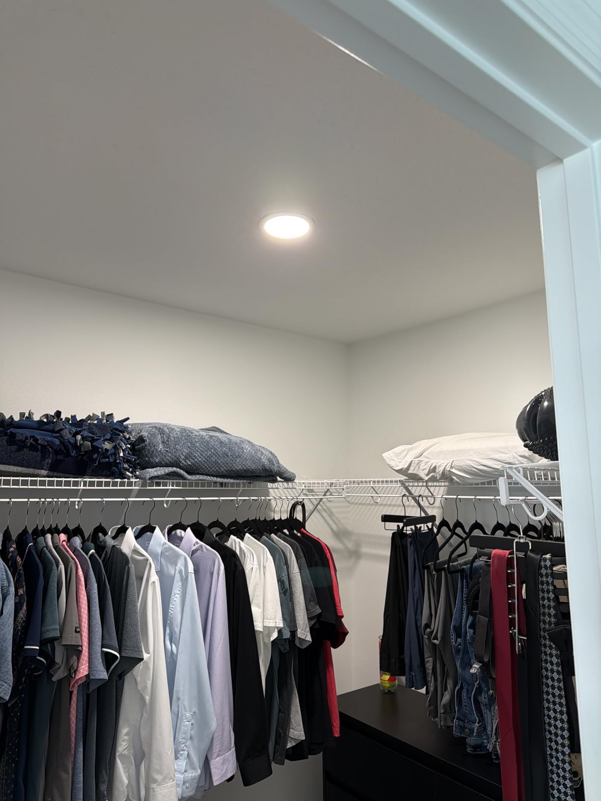 HALO HLB 6 inch LED Recessed Lighting Canless Dimmable Wet Location Selectable Lumens and Selectable Color 27/30/35/40/5000K 4-Pack Indoor Outdoor Soffit Ceiling Lights HLB6LSFS5-4PK customer photo 1