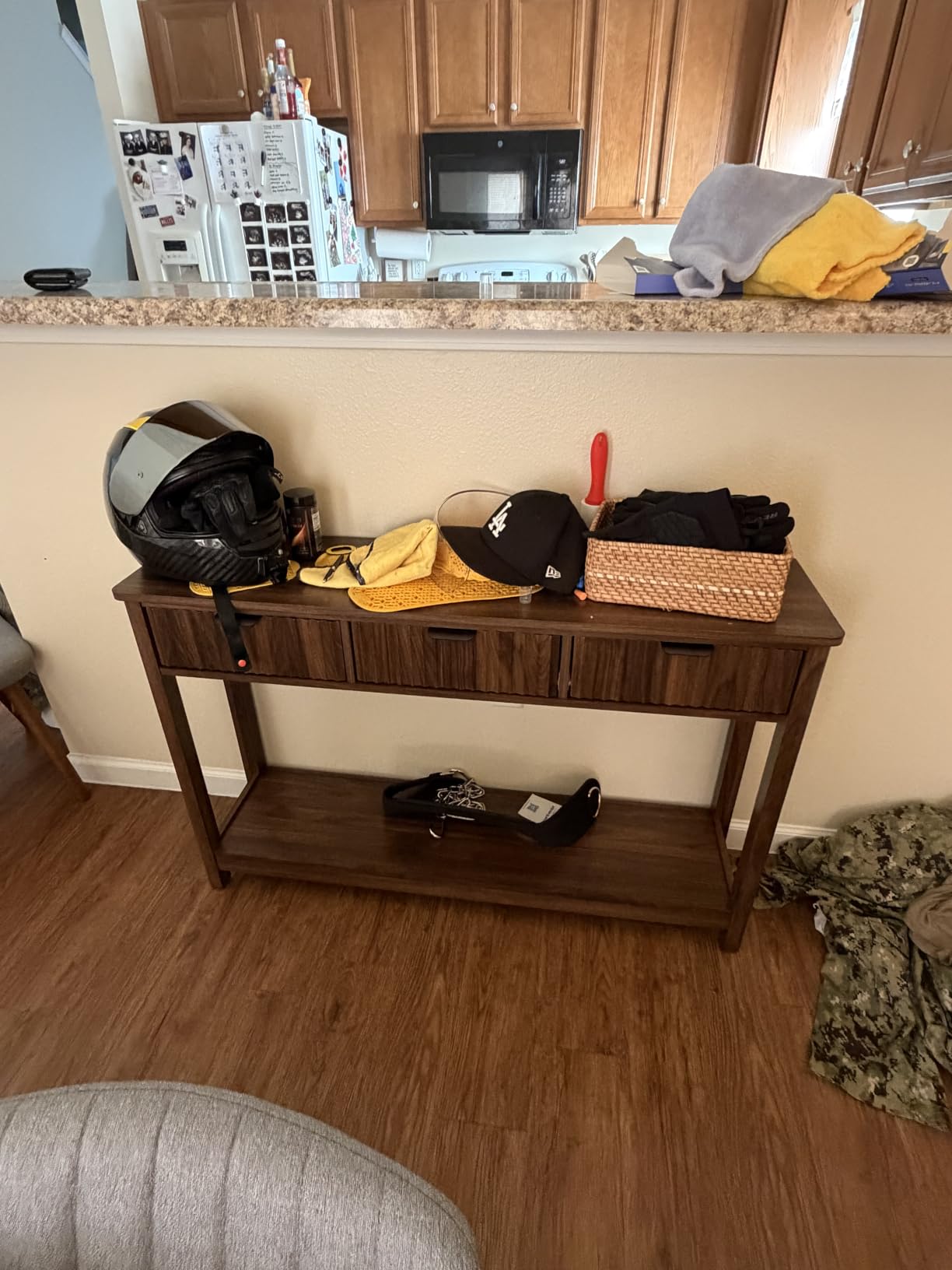 RUSTOWN Fluted Wood Console Table with 3 Drawers, Boho Narrow Behind Couch Entryway Table with Open Storage Shelf, Modern Sofa Table for Living Room, Foyer and Hallway (Dark Walnut) customer photo 2