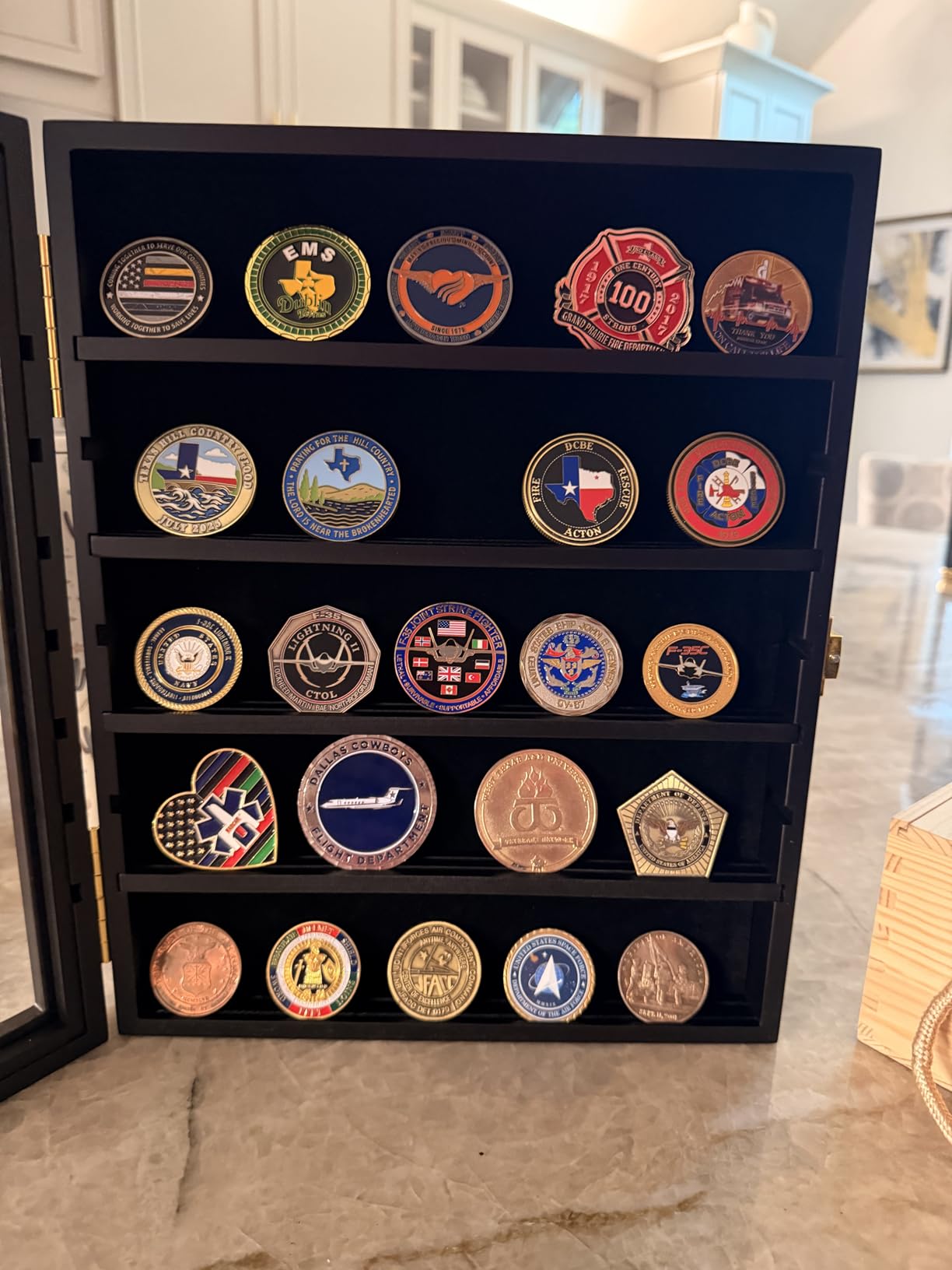 Military Challenge Coin Display Case Wooden Shadow Box | Hold 5 Rows of Coin, Wall-mountable, Dust-resistant, with Acrylic Door, for Coins, Medals, Badges, Souvenirs(Black) customer photo 1