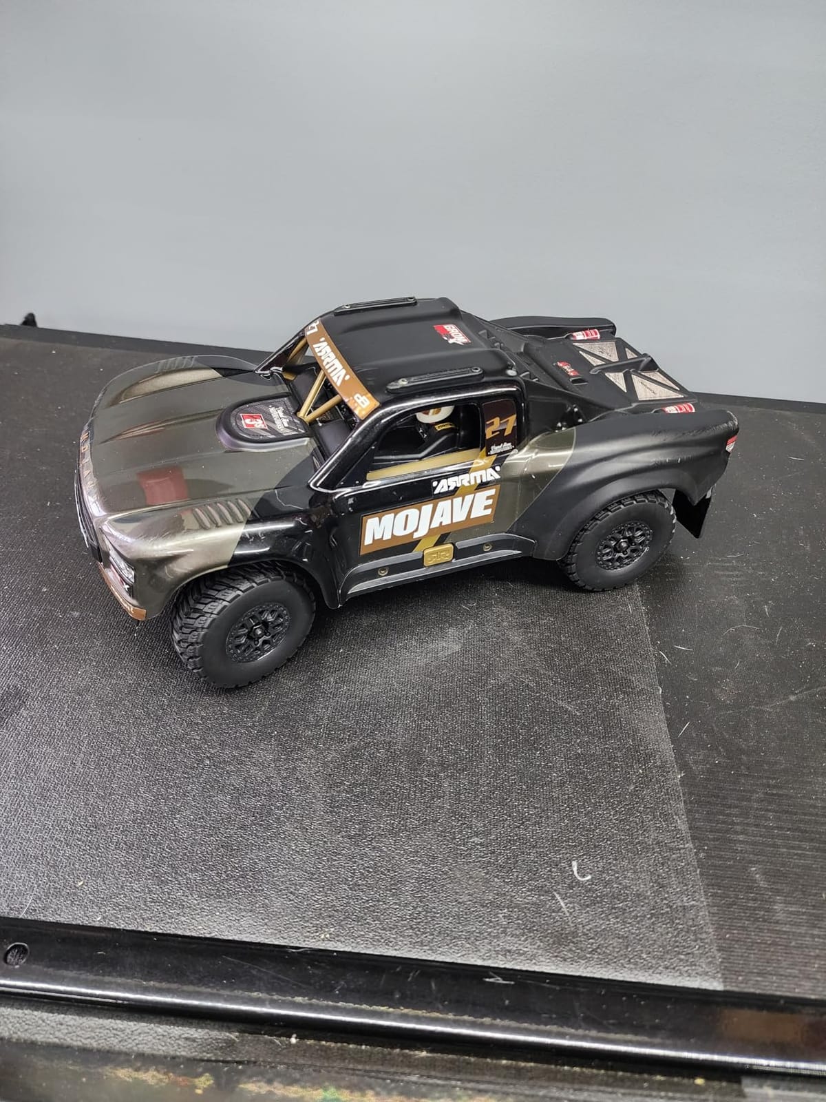 ARRMA Mojave GROM 4X4 223S BLX Brushless Desert Truck RTR, Black | ARA2304T1, Small Scale, With DSC, Battery and Charger Not Included customer photo 2