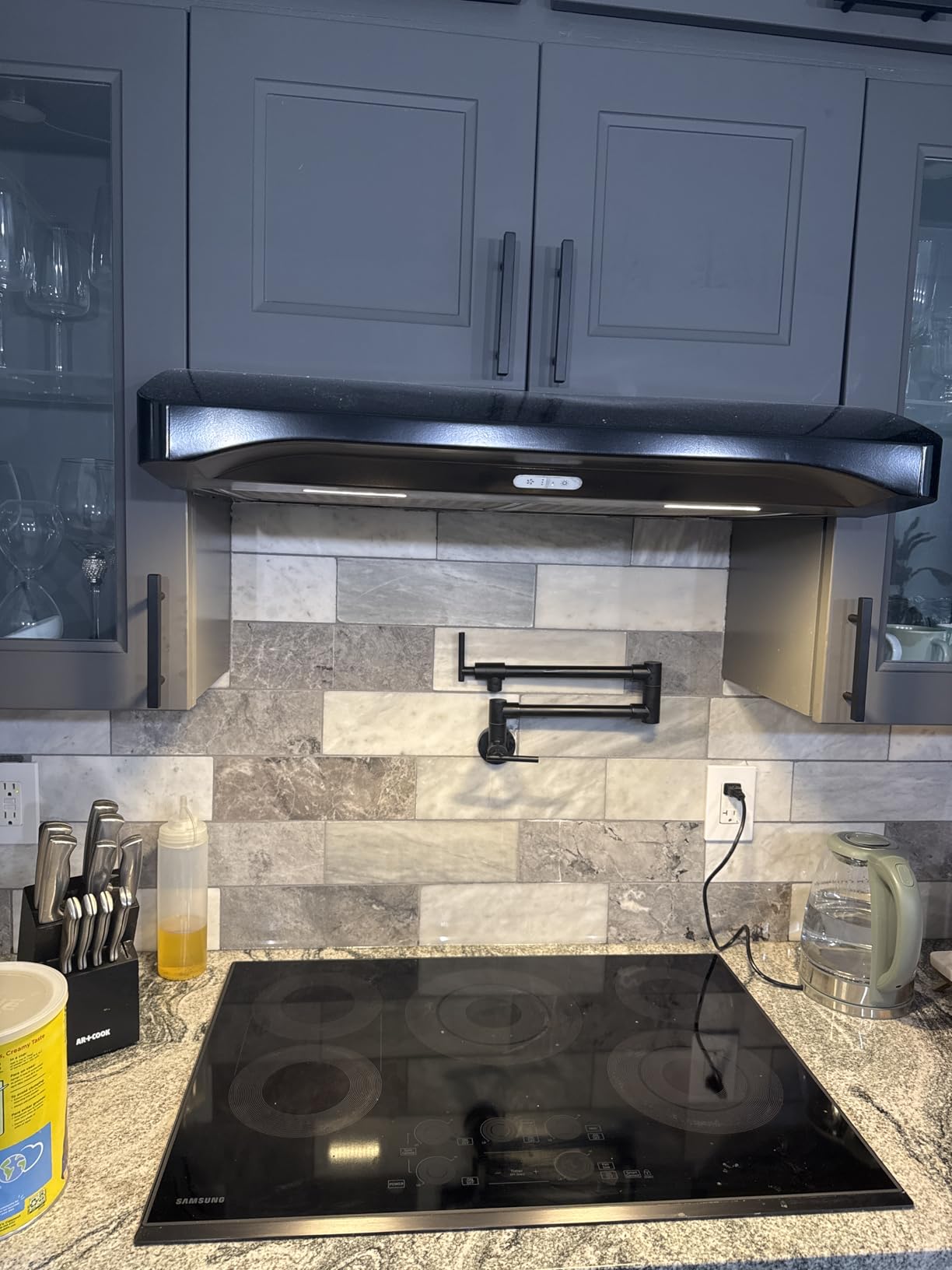 Pot Filler, Pot Filler Faucet Wall Mount, Metal Folding Stretchable with Double Joint Swing Arm Single Hole Two Handles Kitchen Restaurant (Matte Black) customer photo 1