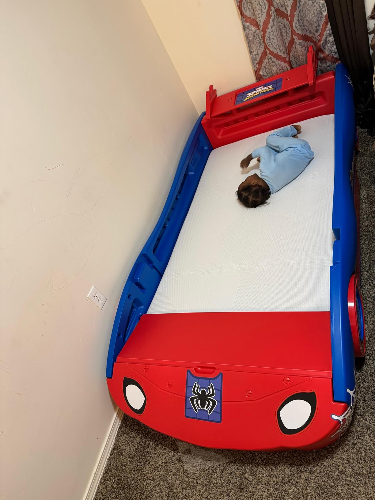 Delta Children - Spidey and His Amazing Friends Web Crawler Race Car Twin Bed, Blue/Red customer photo 1