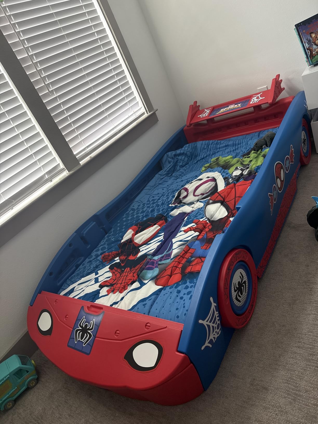 Delta Children - Spidey and His Amazing Friends Web Crawler Race Car Twin Bed, Blue/Red customer photo 2