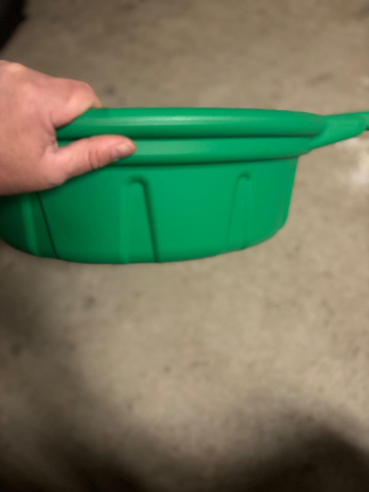 NEIKO 20761A 4 Gallon (16L) Anti-Splash Drain Container with Non-Spill Pour Spout, Heavy-Duty Plastic Drip Catcher for Vehicle Fluid Changes, Antifreeze Green customer photo 1
