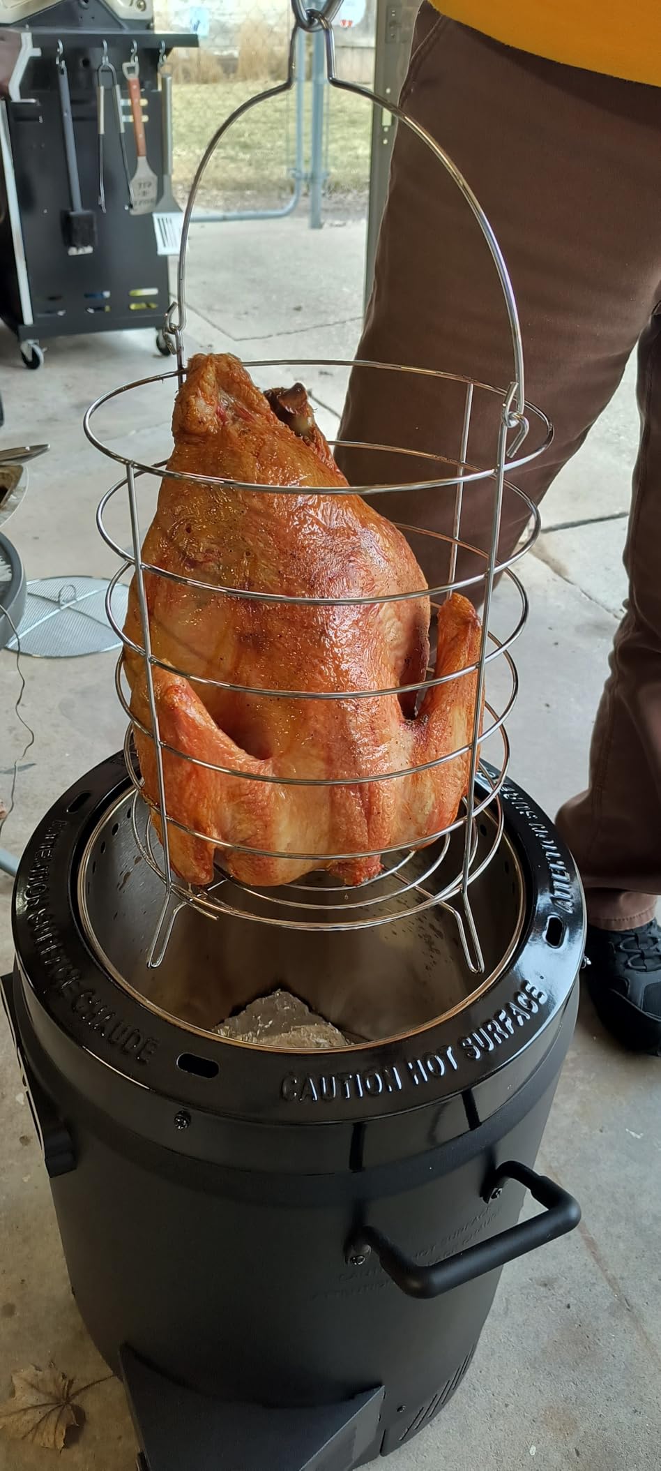 Charbroil The Big Easy Oil-Less Turkey Fryer | Outdoor Air Fryer | Propane Cooker, Black - 24102165 customer photo 2