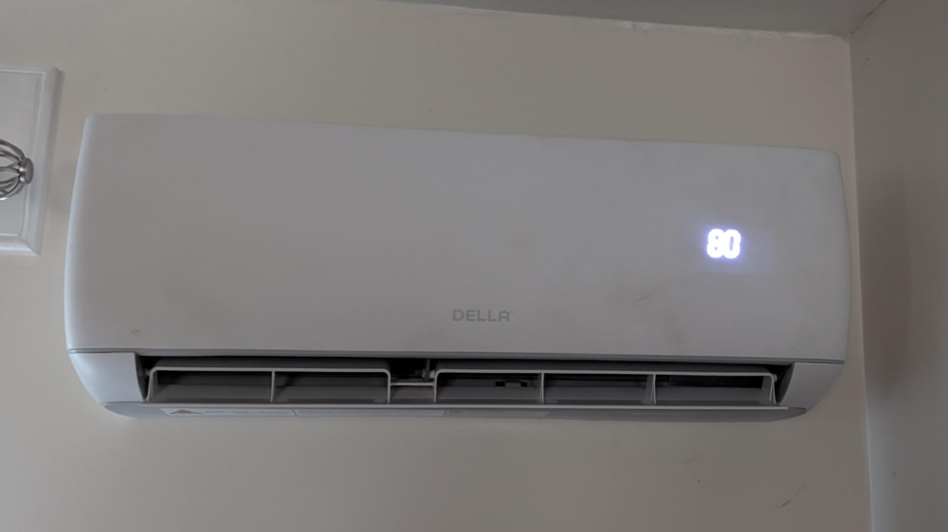 Della Motto Series 12000 BTU Mini Split AC, Cools up to 550 Sq.Ft, 19 SEER2 230V, Energy Efficient, Ductless Inverter System, 1 Ton Pre-Charged Heat Pump, Works with Alexa and WiFi, 16.4ft Kits customer photo 1