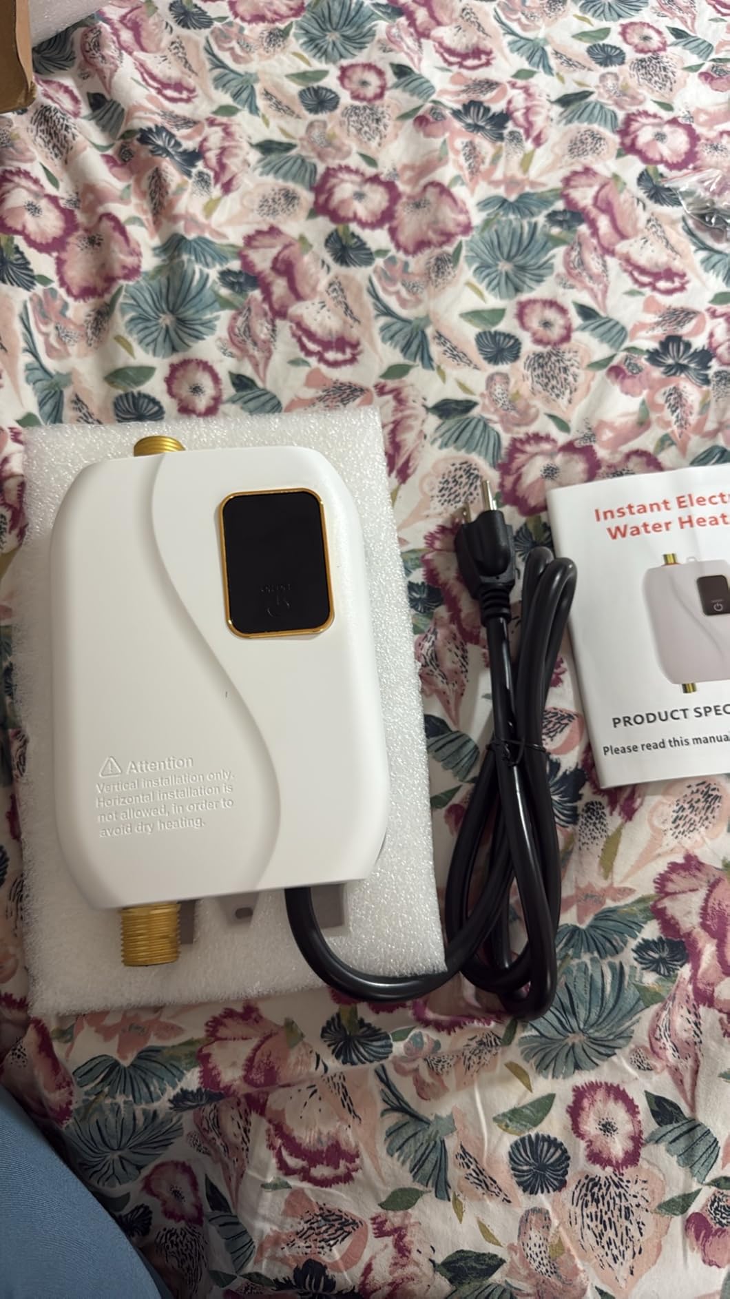 Tankless Water Heater Electric 110V, 3000W Instant Electric Water Heater, Under Sink Water Heater with Digital Display, On Demand Hot Water heater Electric for Kitchen Bathroom Washin customer photo 1
