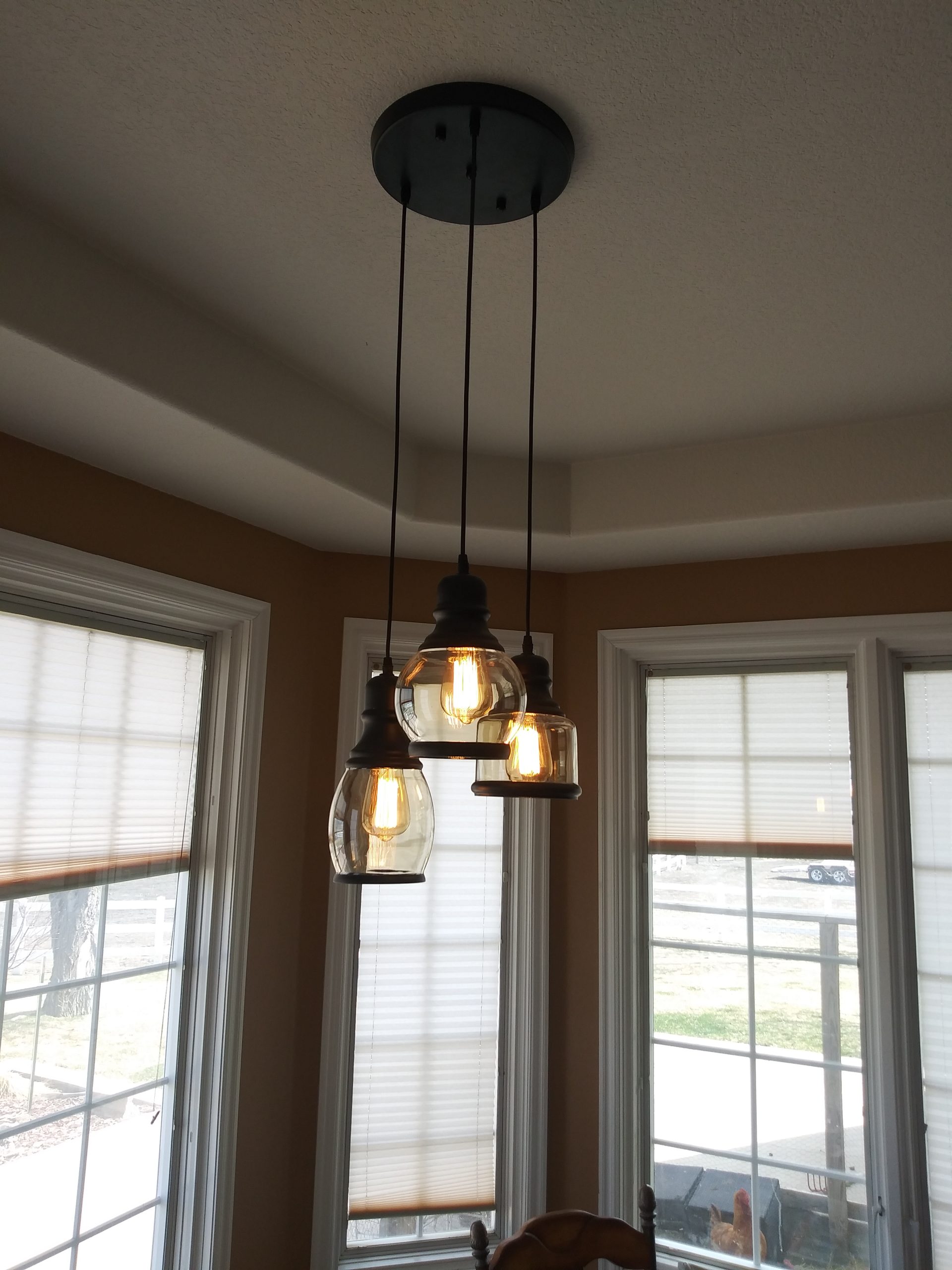 Weesalife Crystal Chandeliers for Staircases, 7-Lights | Gold Modern Chandeliers for High Ceilings, Crystal Pendant Light Fixture for Dining Room Living Room Kitchen Foyer Hallway Bar customer photo 1