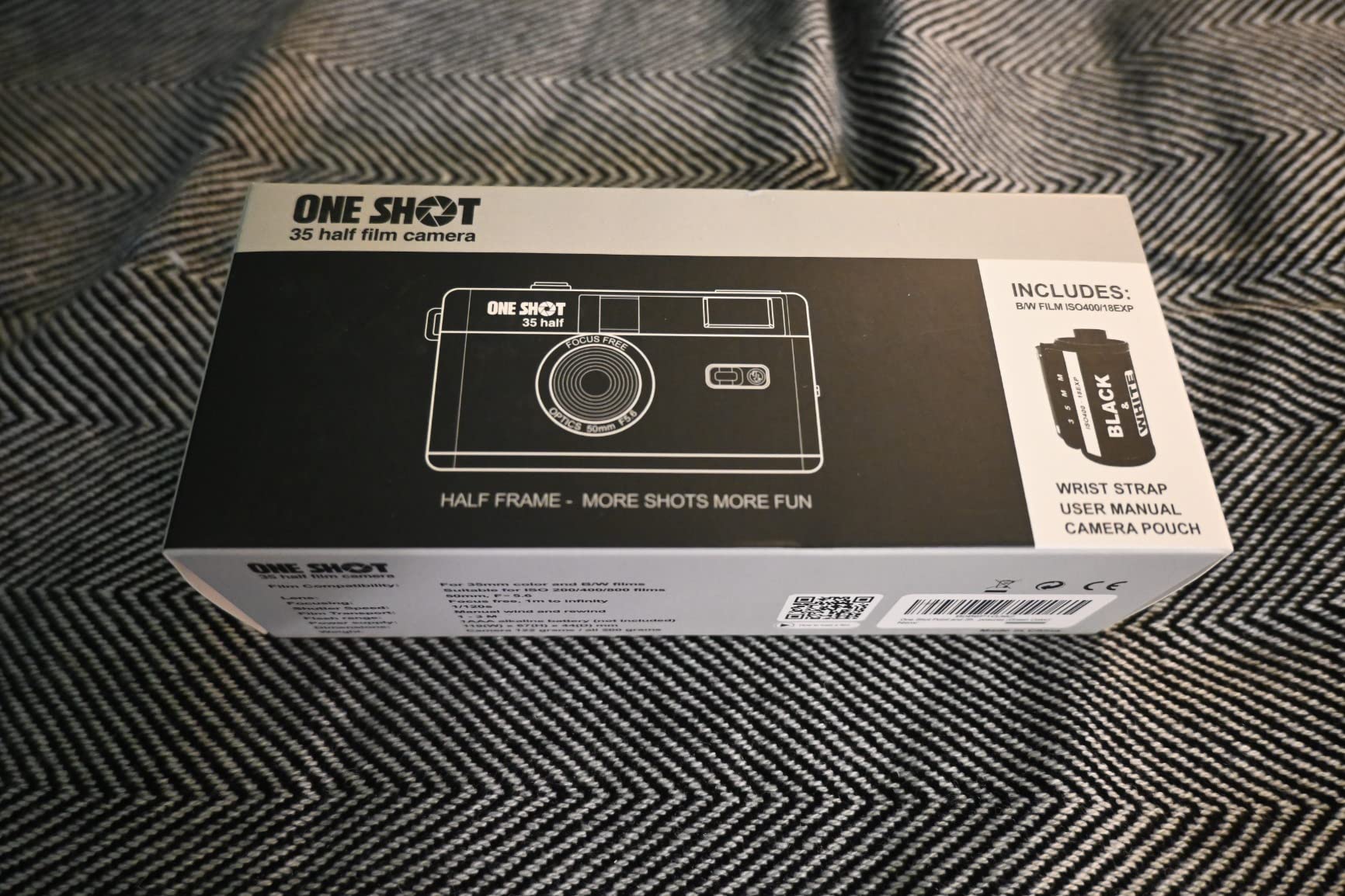 1 Shot Point and Shoot 35mm Film Camera, Reusable Retro Half Frame Camera, Built in Flash, Included One Roll ASA/ISO 400 Black & White Film 18 Exp (Mocha Color) customer photo 1