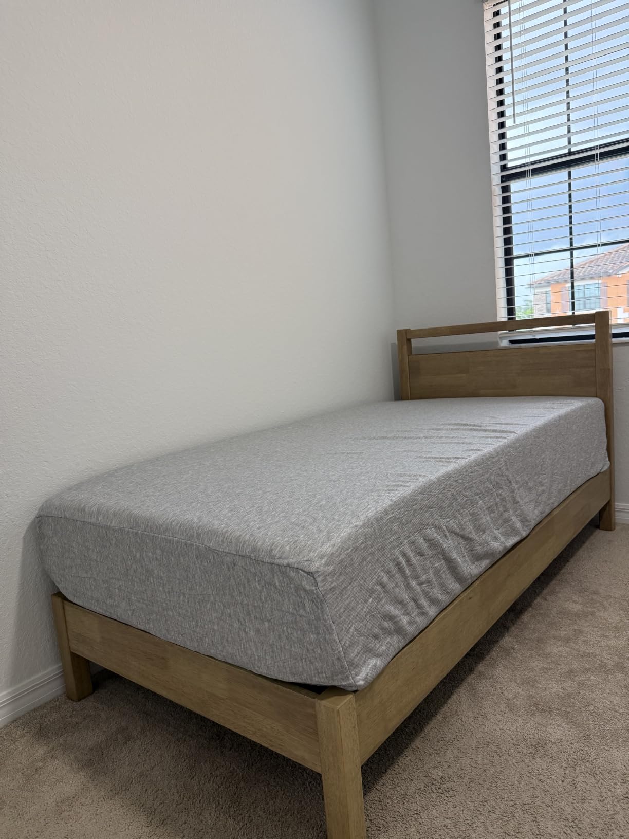 LIFEMENT Classic Wood Platform Bed Frame with Headboard, Essential, Noise Free, Under Bed Storage, No Box Spring Needed, Easy Assembly (Walnut, Queen (U.S. Standard)) customer photo 2