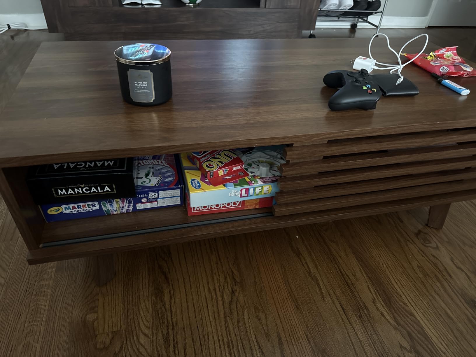 Mid Century Modern Coffee Table, Wood Coffee Table with Storage, Farmhouse Table for Living Room, Apartment, Walnut customer photo 1
