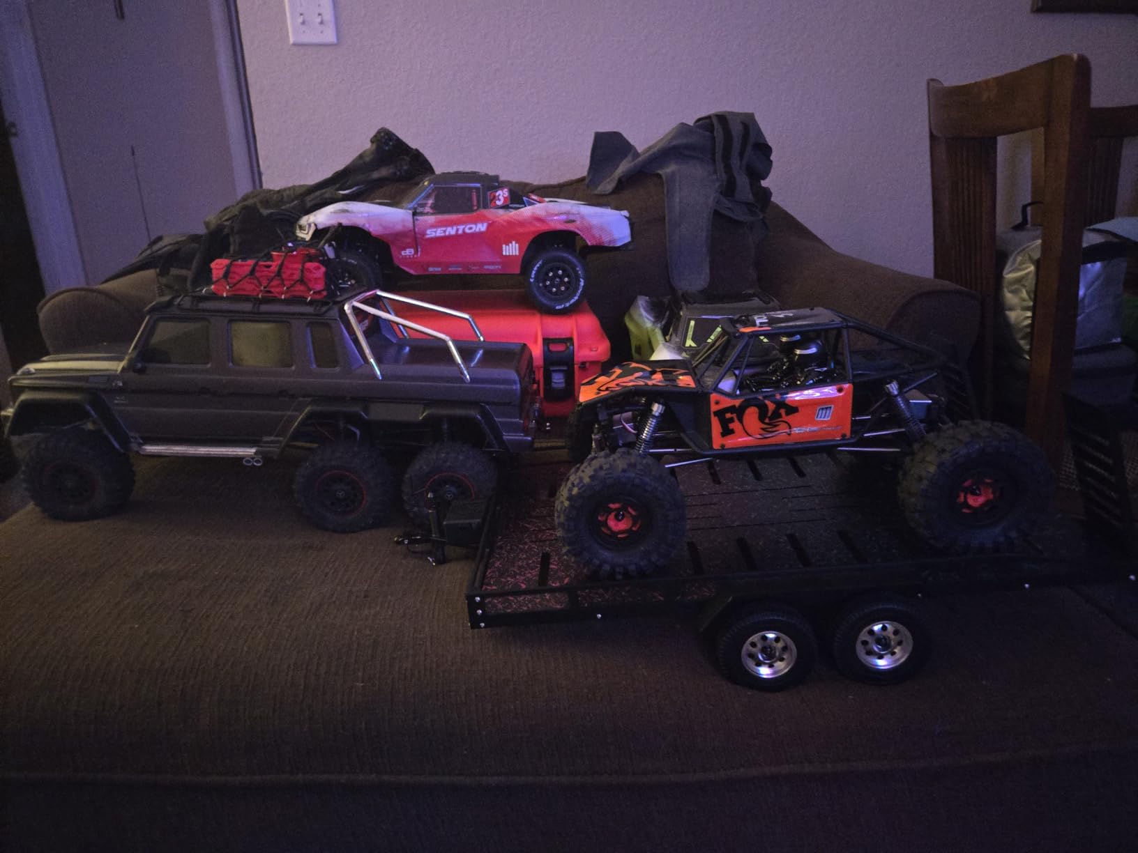 Axial UTB10 Capra 1.9 4WS 4X4 RTR 1/10 Brushed Rock Crawler customer photo 2