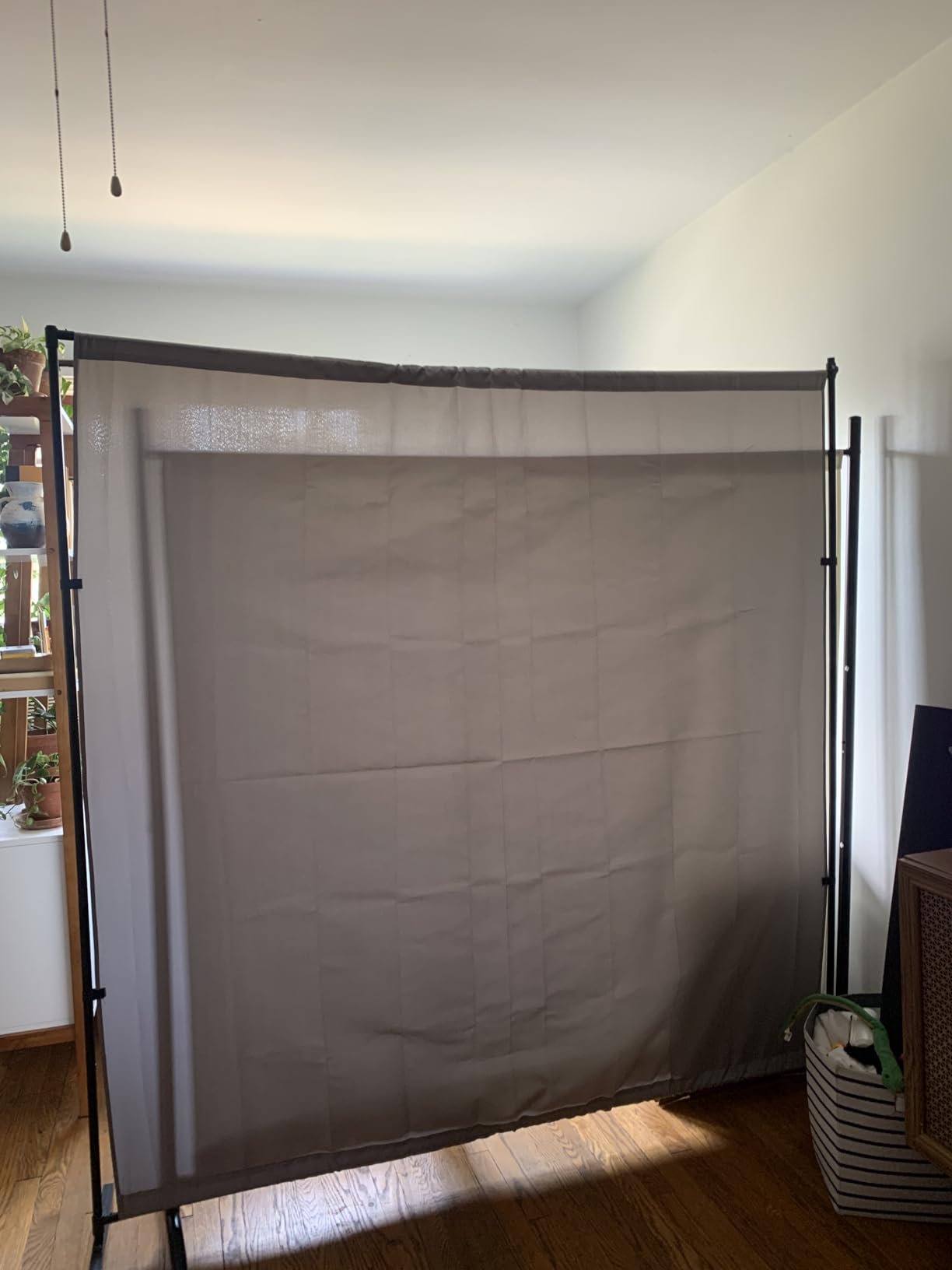 Room Divider, 72x72Inch Large Single Panel Privacy Screen with Thickened Fabric, Freestanding Partition Wall for Room Separation, Portable for Indoor Office, Bedroom, Studio Apartment, Gray customer photo 1