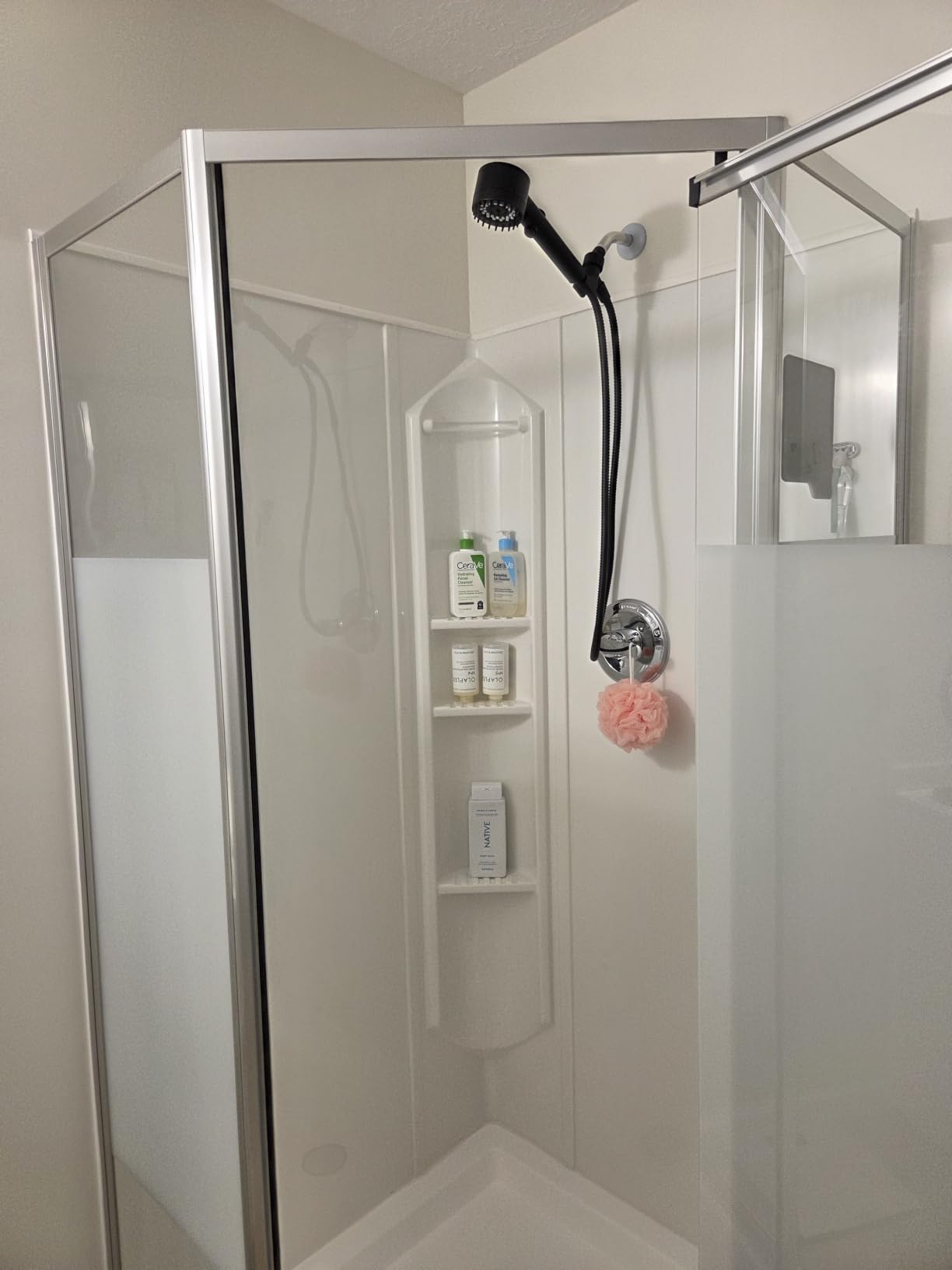FEELSO Filtered Shower Head with Handheld, High Pressure 4 Spray Showerhead with Filters & Upgraded Anti-clog Nozzles for Hard Water -Remove Chlorine, Reduce Dry Itchy Skin -ON/OFF Switch for Pet Bath customer photo 2