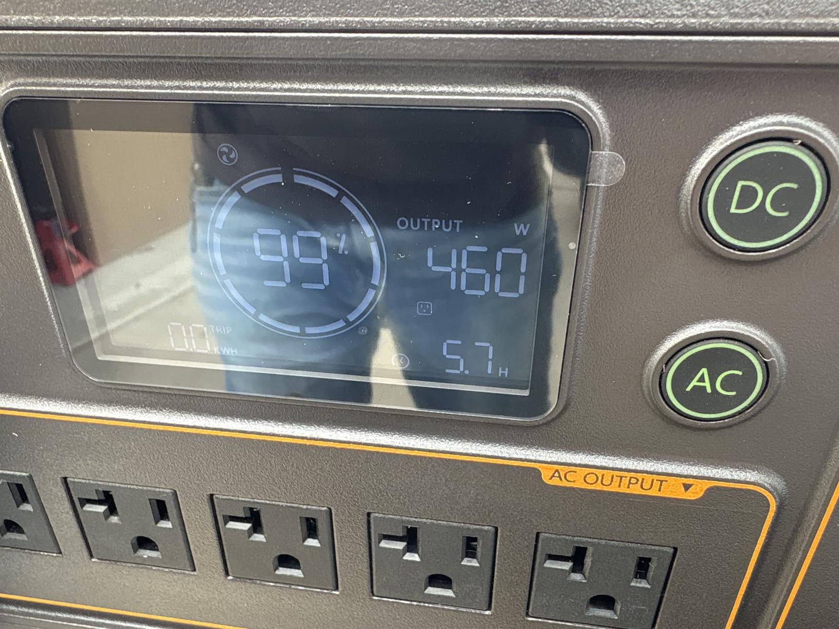 PECRON Portable Power Station F3000LFP, 3072Wh Solar Generator, 3600W LiFePO4 Battery Home Backup, Fast Charging Power Station Expand Capacity to 10752Wh, Solar Generators for Home Use, Camping, RV customer photo 1