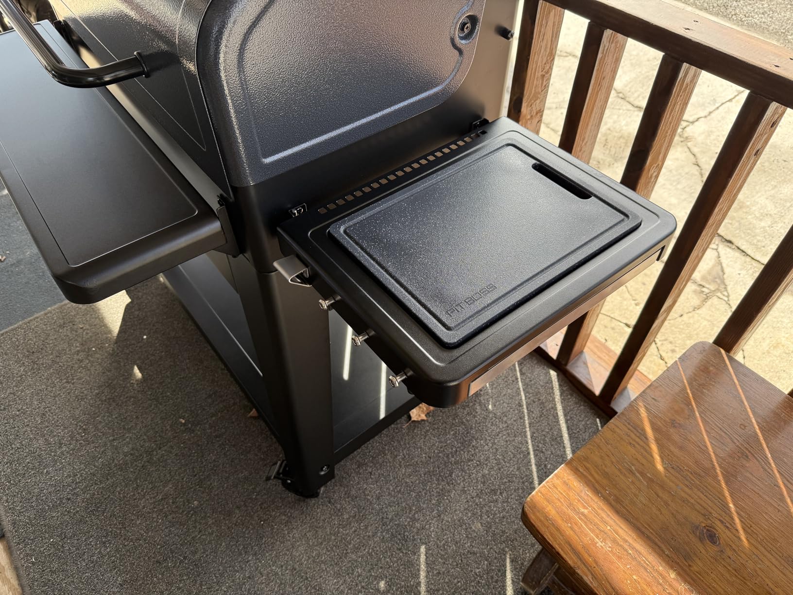 Pit Boss 850 Navigator Series WiFi & Bluetooth Wood Pellet Grill & Smoker, Flame Broiler and LCD Digital Controller, 932-Sq. In. Cook Space, 180°F to 500°F Temp Range, Meat Probe, 30 lb. Hopper customer photo 2