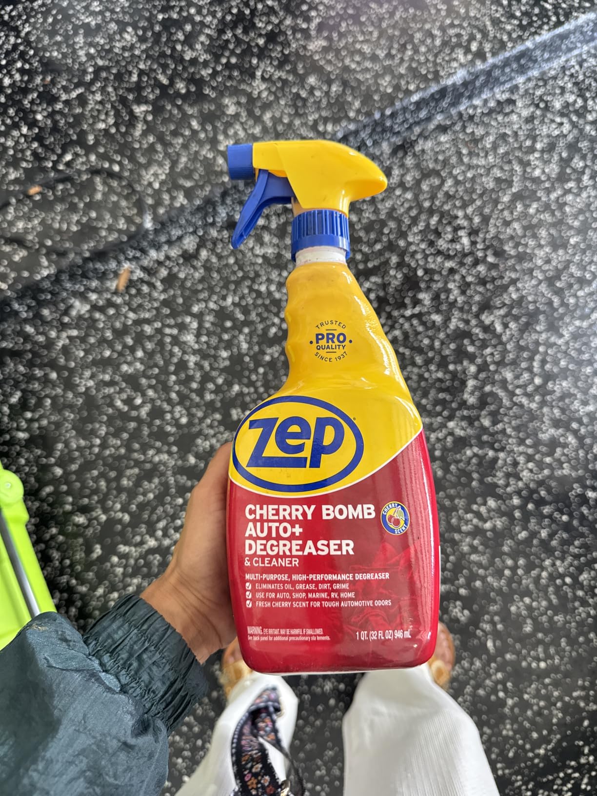 Zep Cherry Bomb Auto+ Degreaser & Cleaner - For Auto, Marine, RV, & Home - 32 oz customer photo 1