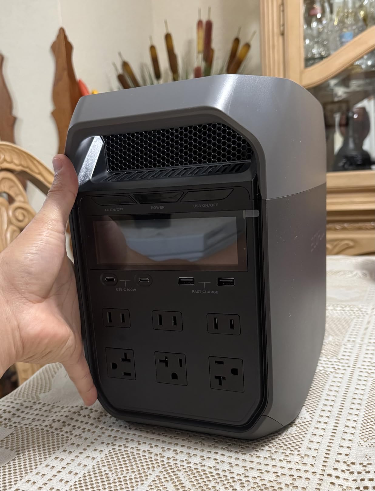 EF ECOFLOW Solar Generator Delta 3 with 160W Solar Panel, 1024Wh 1800W | Portable Power Station, LFP Battery 1800W AC/100W USB-C Output, Full Charge in 56 Min for Home Backup Power, Camping & RVs customer photo 2