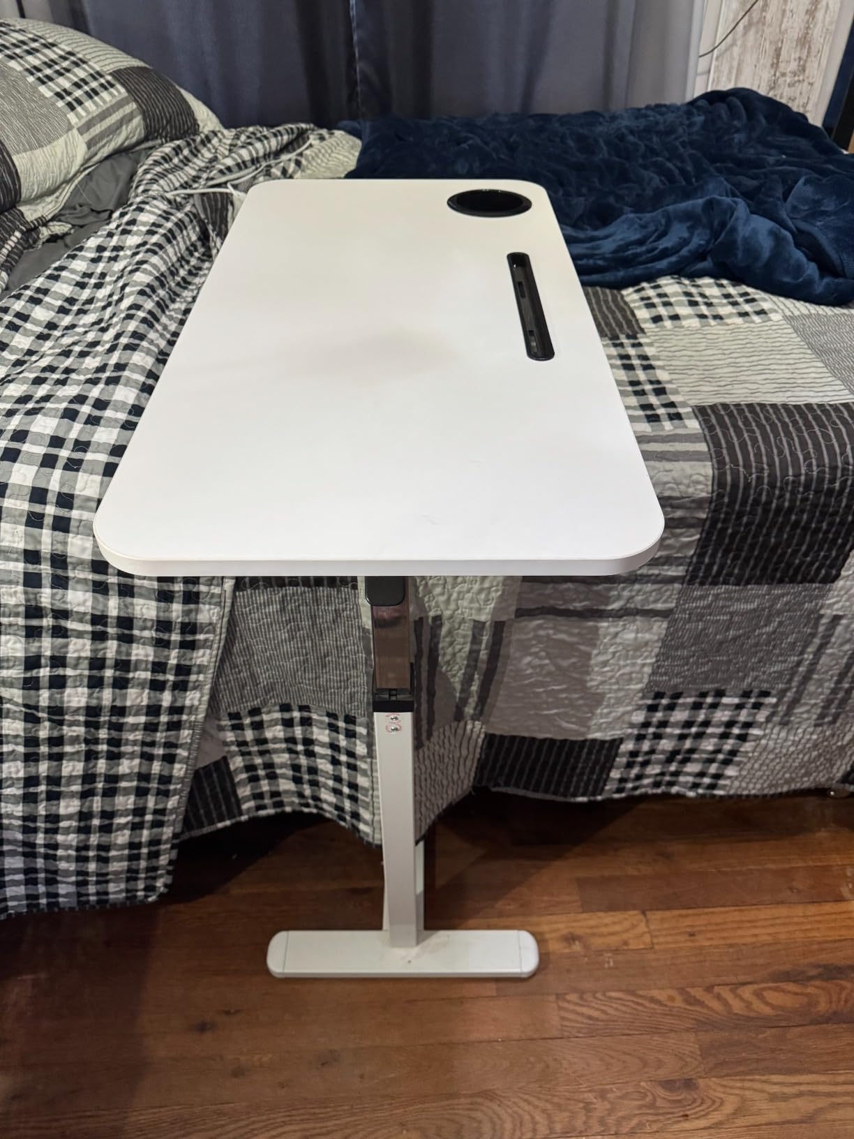 FLEXISPOT H7 PRO 90 Tiltable Mobile Overbed Table with Pneumatic Lift, 28