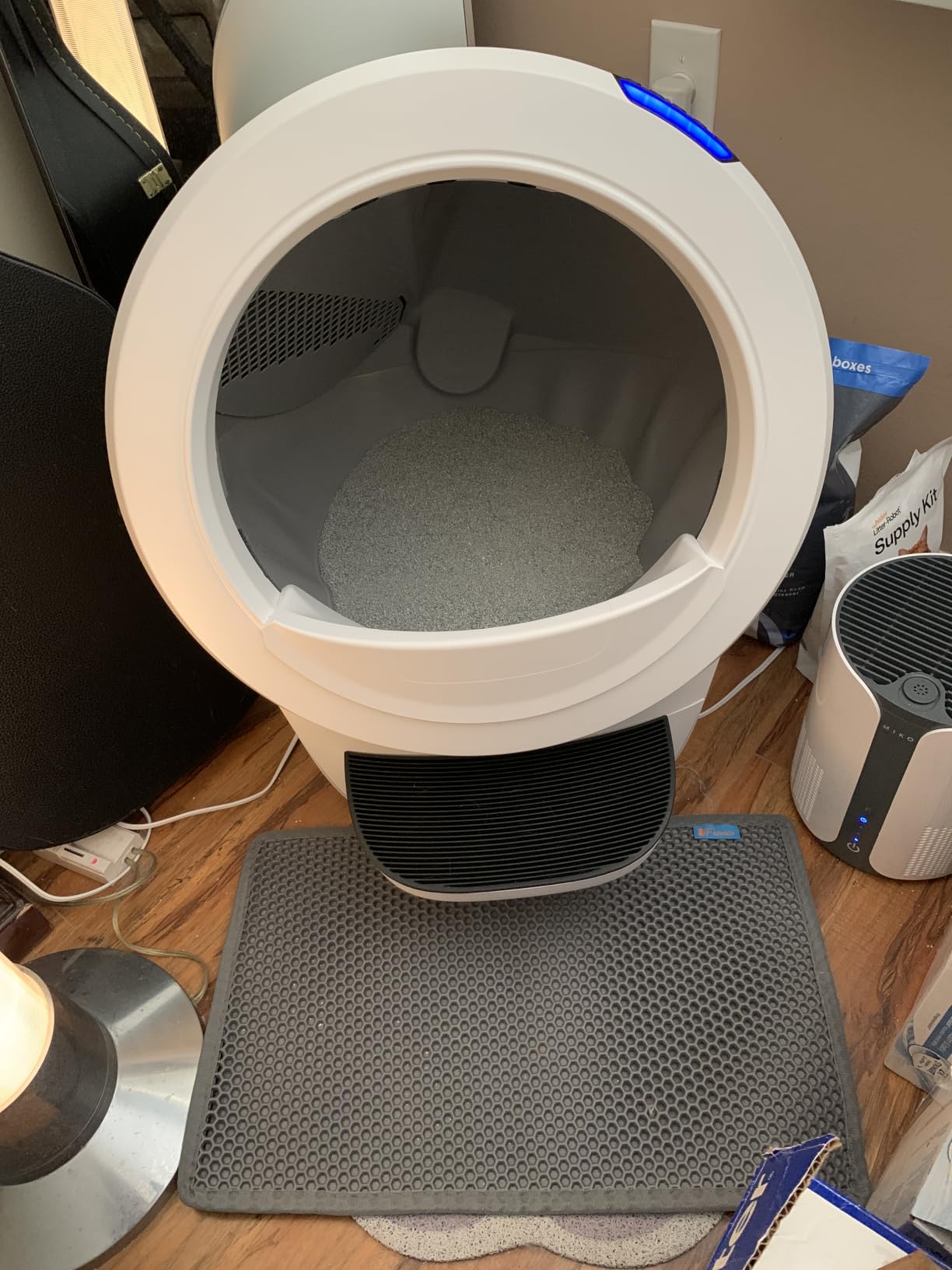 Litter-Robot 4 Supply Bundle by Whisker, Black - Automatic Self-Cleaning Cat Litter Box customer photo 1