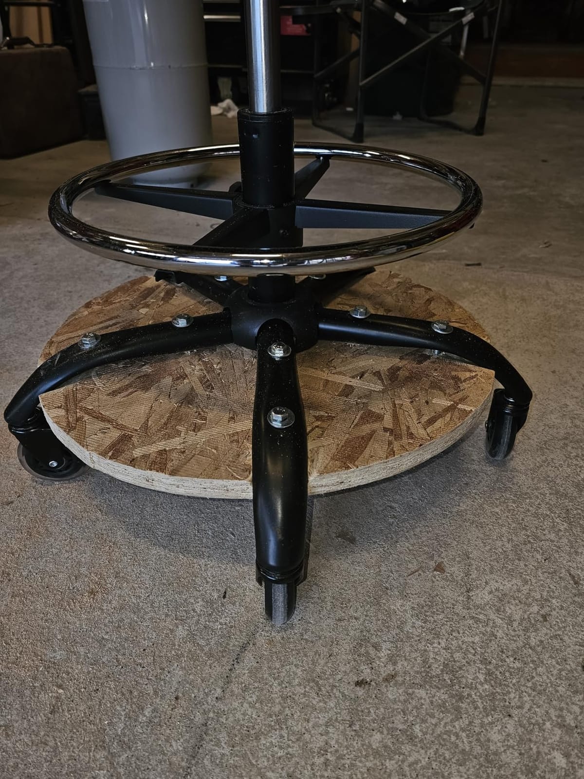 Rolling Shop Stool with Wheels, Garage Mechanic Stool Chair with Backrest, Height Adjustable Heavy Duty Swivel Task Chair, Adjustable Footrest with Storage Tray for Garage Kitchen Salon Tattoo (Black) customer photo 1
