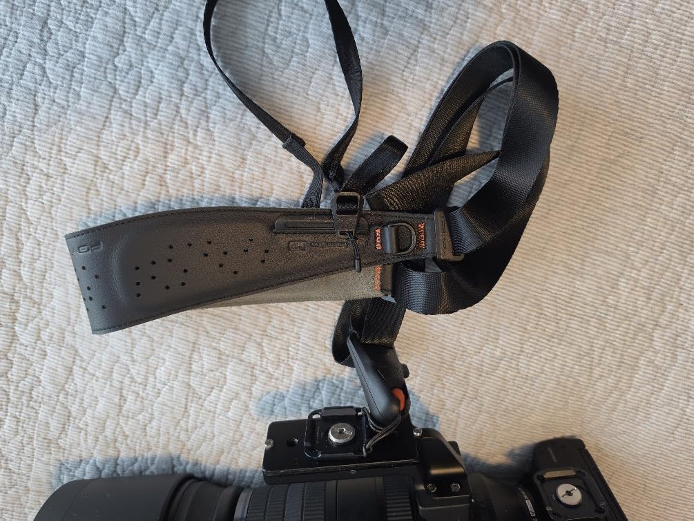 PGYTECH Camera Strap Pro, Single Camera Harness w Detachable Underarm Strap | Professional Camera Shoulder Strap w QR, Leather Ergonomic Padded Neck Strap for DSLR/Mirrorless for Photographers, Black customer photo 2