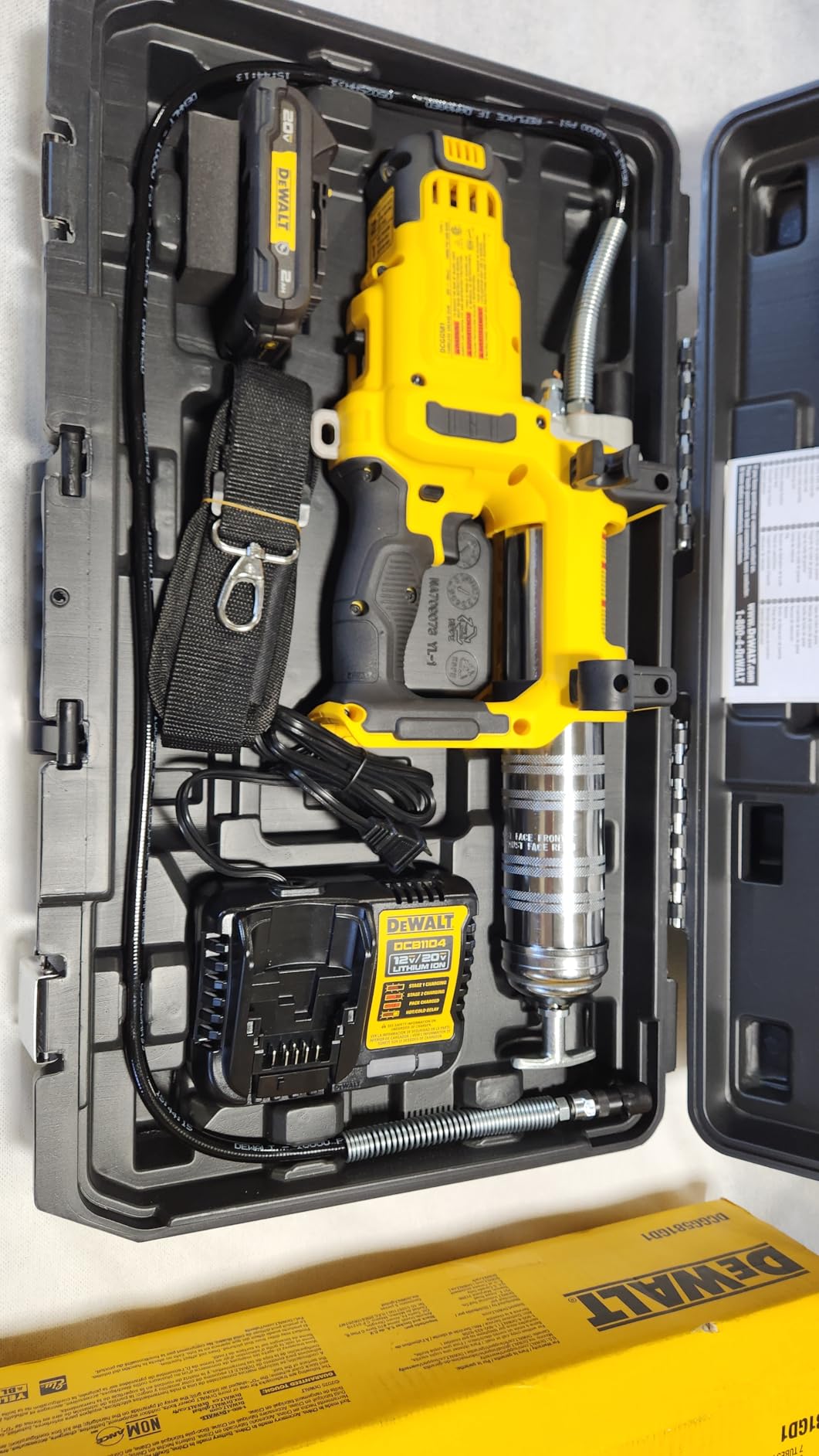 DEWALT Grease Gun 20V MAX, 10,000 PSI Variable 2-Speed Cordless Grease Gun, Oil Resistant Battery and Charger Included, 47 Inch Hose, LED Light and Kit Box (DCGG581GD1) customer photo 1