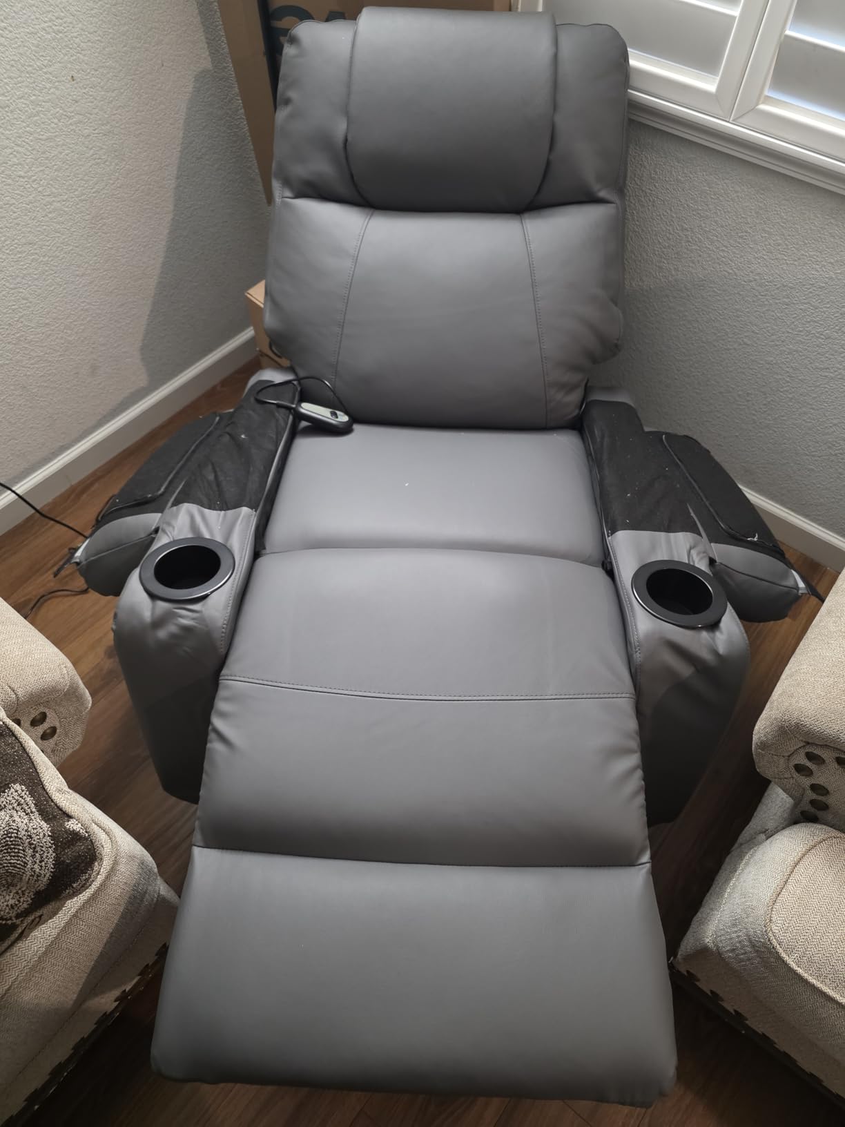 Power Lift Recliner Chair for Elderly with Massage & Heat, Black | Comfort Fit for 5'2