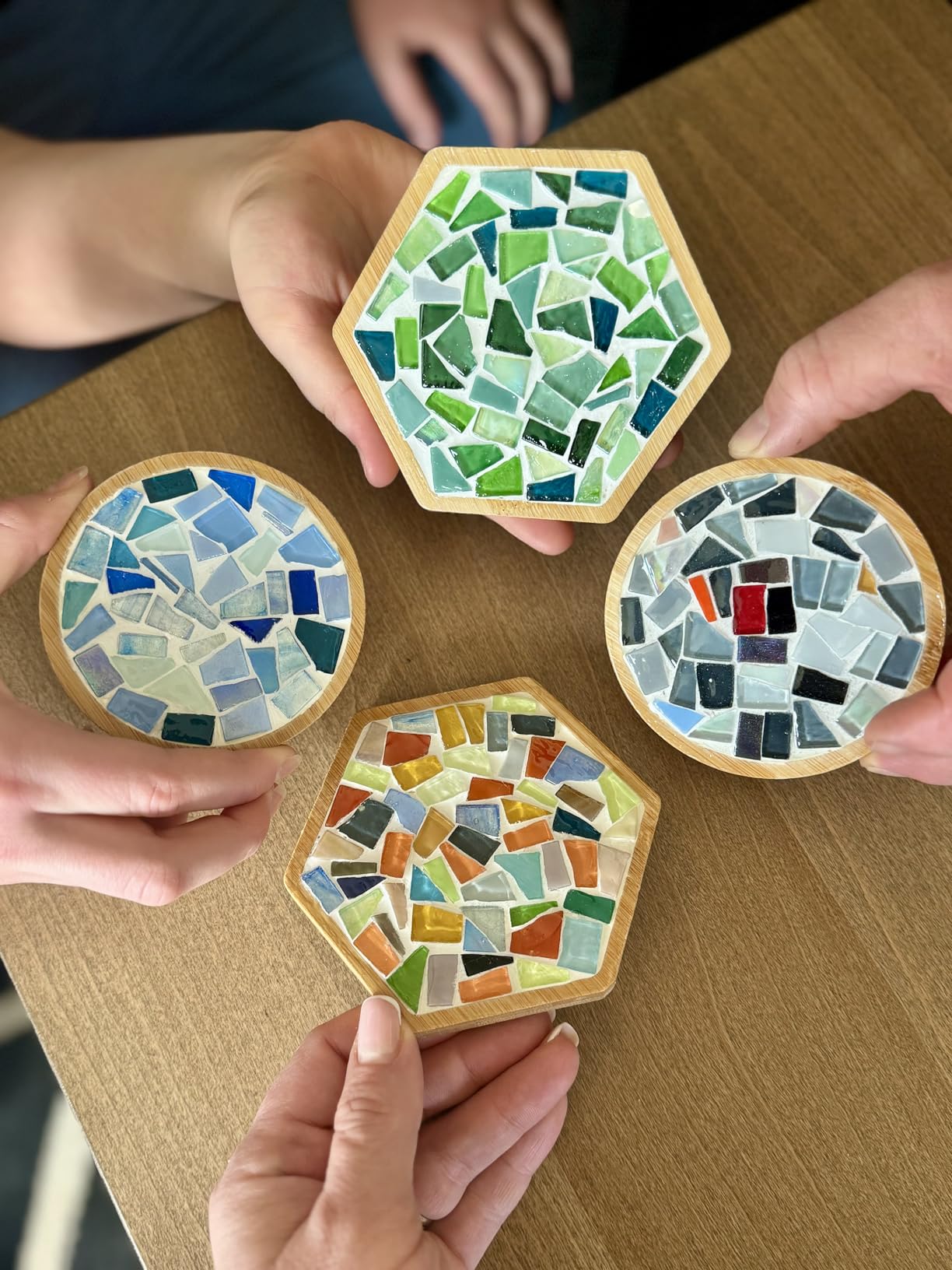 Kids Mosaic Coaster Kit - 4-Pack, Non-Toxic Crafts Ages 6-12 with 4 Coasters, 200+ Colorful Tiles, Glue, Grout, Tools, Gift Box customer photo 2
