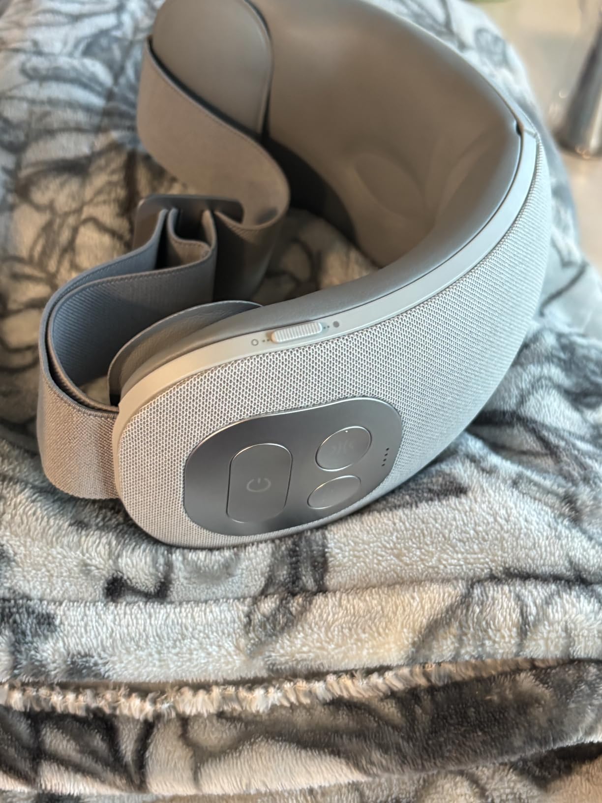 Ultra Quiet Eye Massager for Migraines with Temple Massage, Heat, Air Compression, Bluetooth Music Streaming, 10/15/20 Min Timer, Foldable Electric Eye Mask for Migraine Relief, Eye Strain, Eye Care customer photo 2