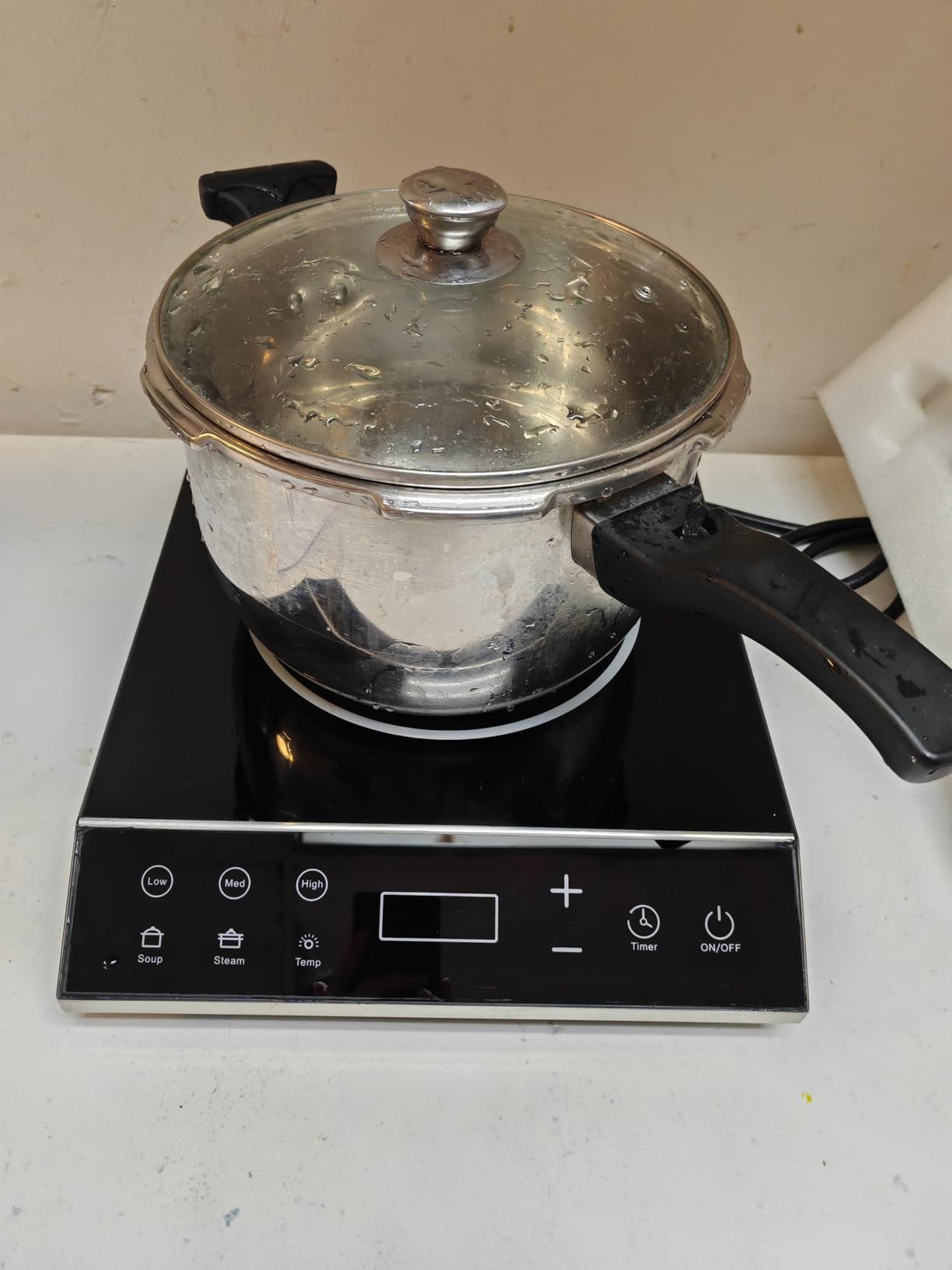 Commercial Induction Cooktop, 3500W 220V Electric Countertop Burner with Large heating area, 5 Quick-Temp Modes, Timer & LED Display, Portable Induction Hot Plate for Restaurant Kitchen Hotel Catering customer photo 1