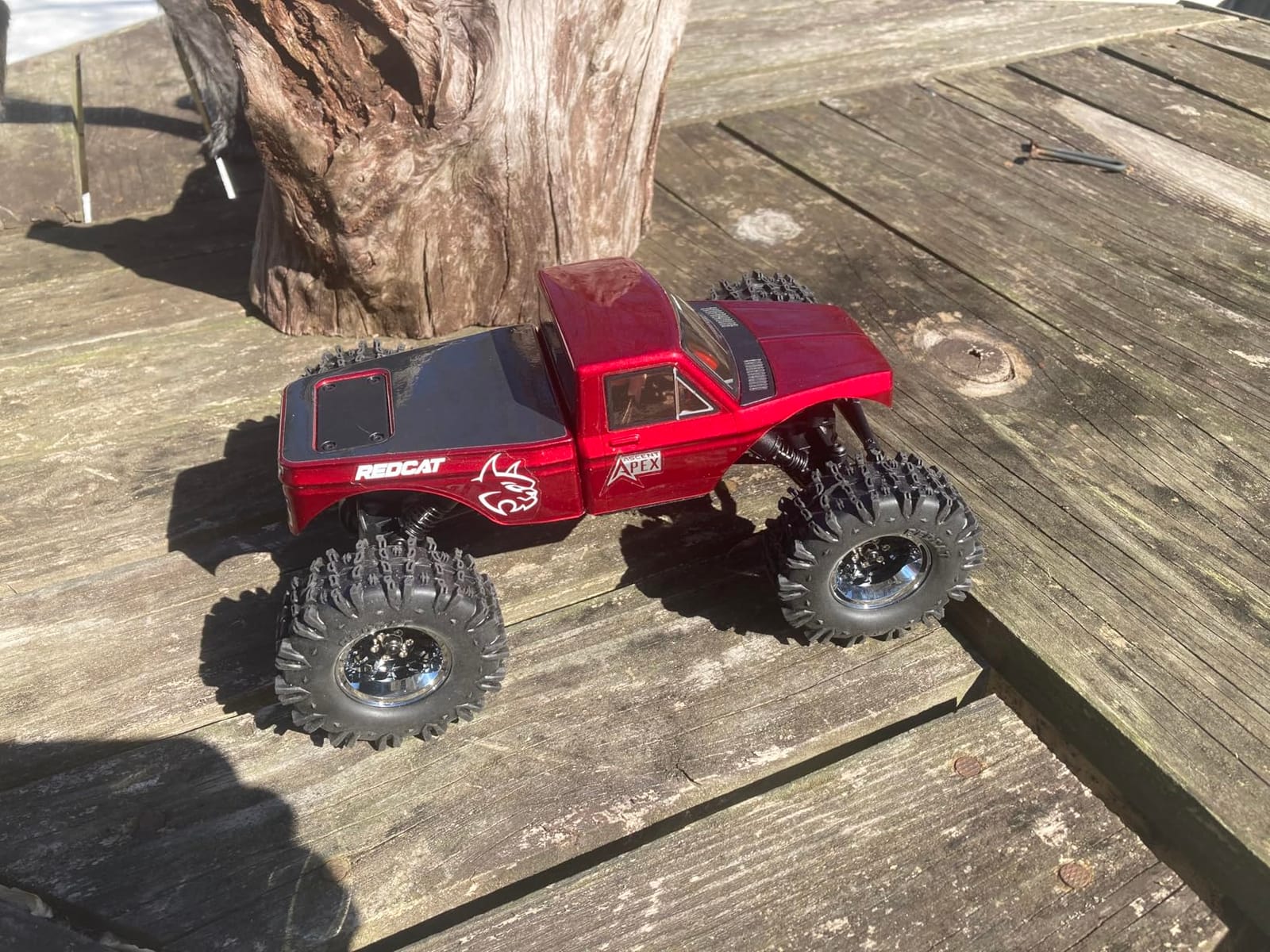 Redcat Racing Ascent-18 APEX, 1/18 Scale Brushless Electric Rock Crawler, Carbon Fiber, 4WD RC Car for Adults with 2.4GHz Radio System (Gray) customer photo 1
