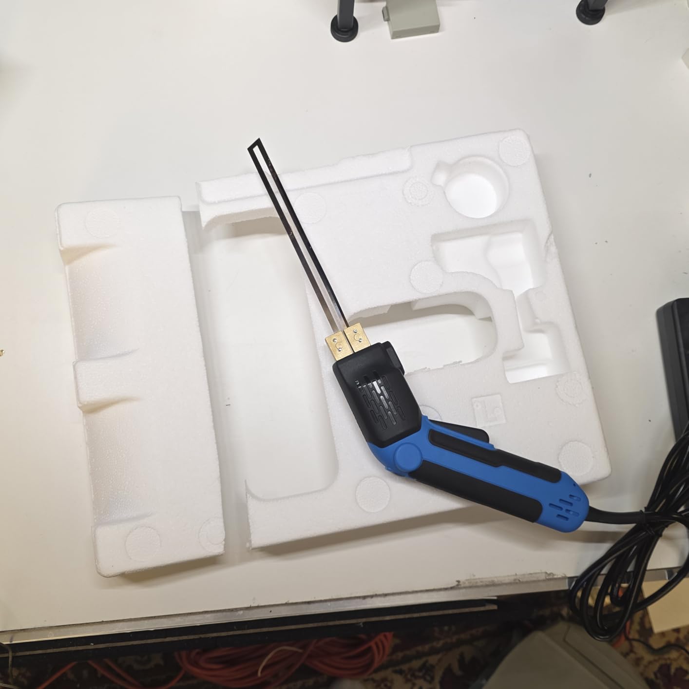 300W Electric Hot Knife Foam Cutter - Heavy-Duty Air-Cooled Styrofoam Cutting Tool Kit with Blades & Accessories for EPS, XPS, PU, KT Board & Sponge customer photo 1