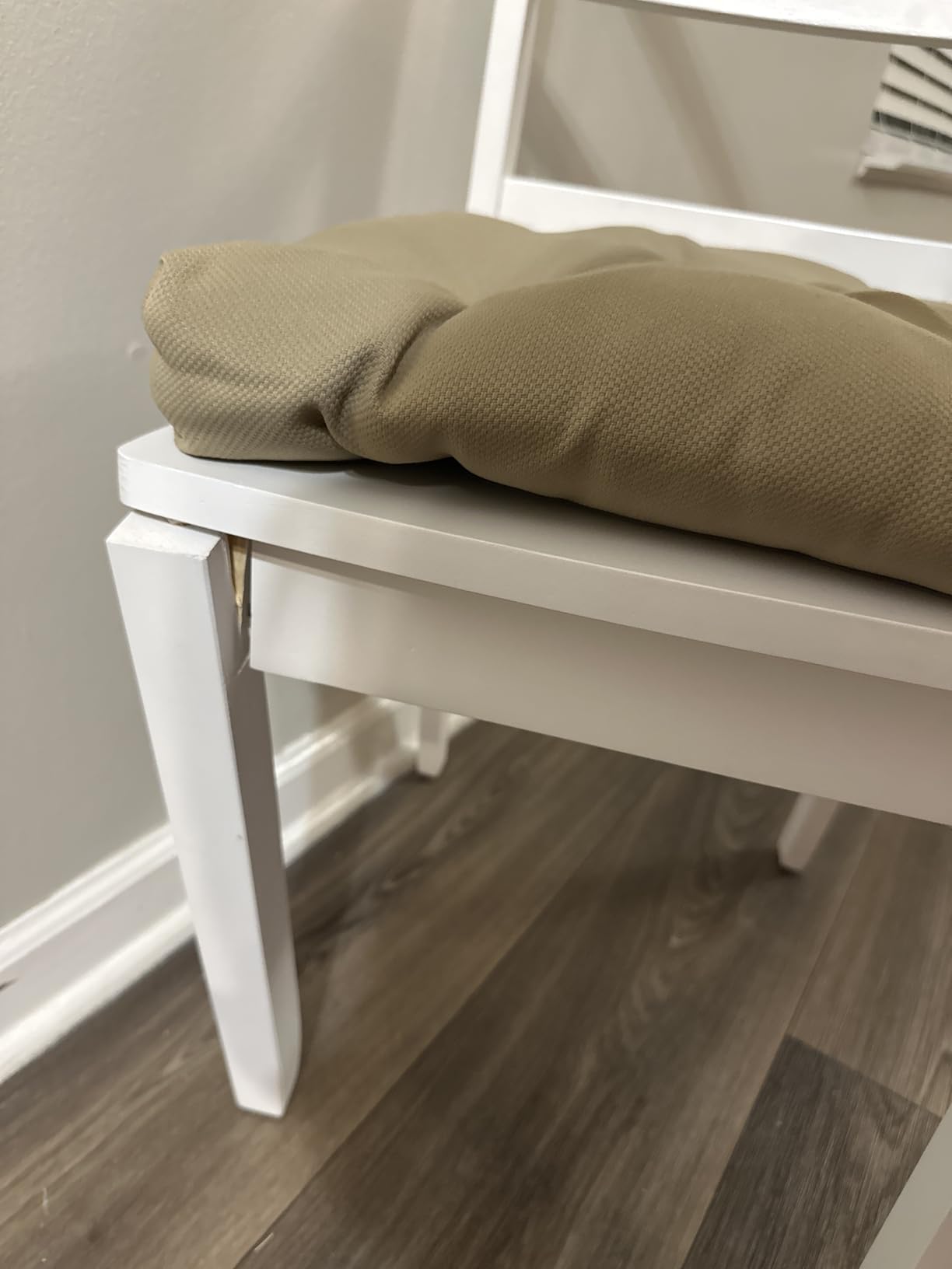 GIANTEX Dining Chairs, Wooden Armless Kitchen Chairs with Solid Rubber Wood Legs, Farmhouse Ladder Back Dining Chairs for Dining Room (4, White+Gray) customer photo 2