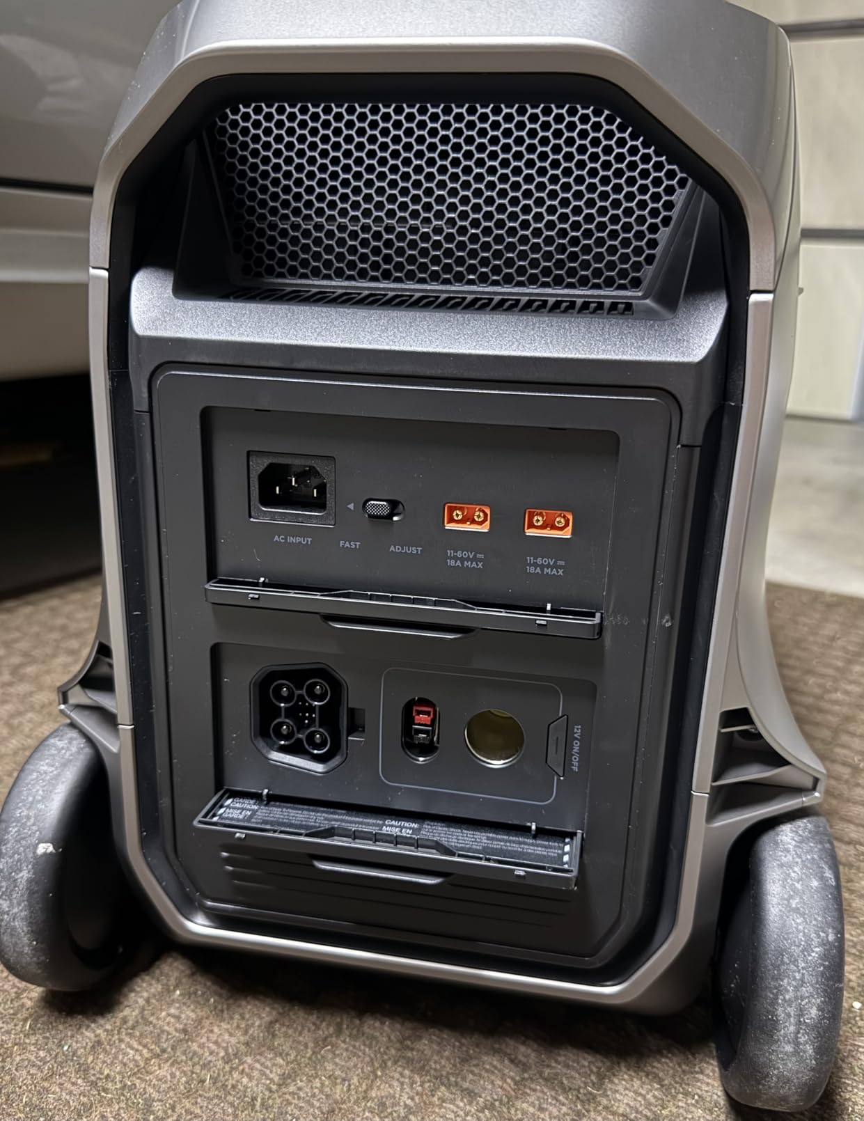 EF ECOFLOW 3072Wh DELTA 3 Ultra Plus with 400W Solar Panel and AC Cable | Solar Generator with LFP Battery, 3600W Output, Portable Power Station, Expandable to 11kWh, Home Battery Backup customer photo 2