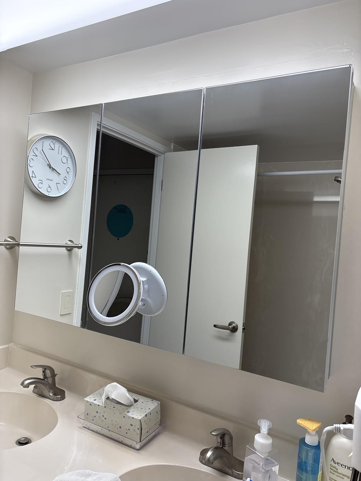 14 x 18 Silver Medicine Cabinet, Aluminum Mirror Medicine Cabinet Wall Mounted or Recessed with Stepless Adjustable Amply Storage customer photo 2