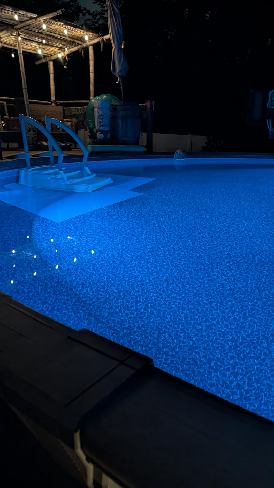 Solar Pool Lights for Inground & Above Ground Pool, 10-Color 4-Mode LED Pool Lights, Underwater Swimming Pool Lights with Timer, Submersible Pool Lights with Remote, Waterproof Design (Black, 1 Pack) customer photo 1