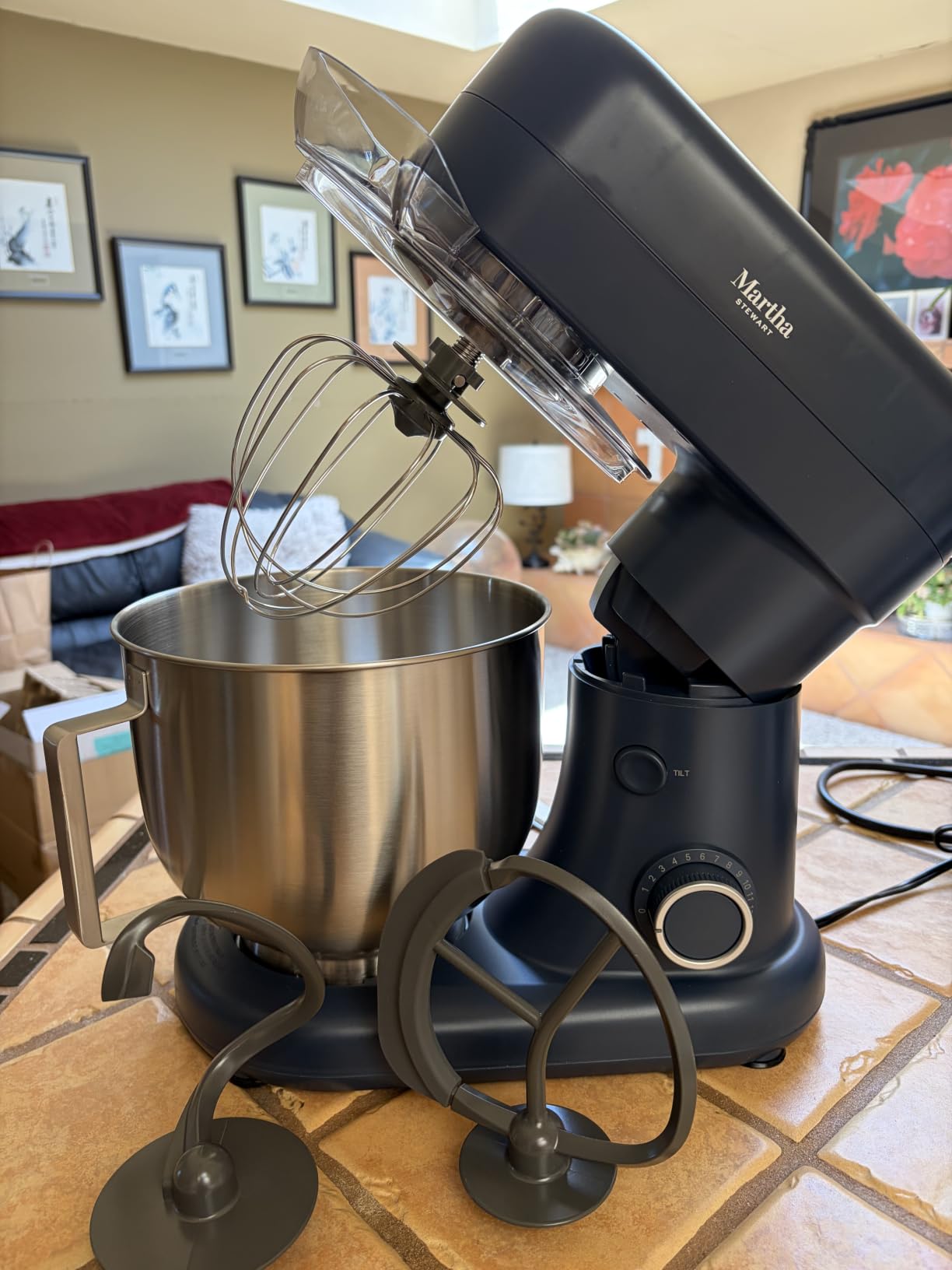 Hamilton Beach 5.3QT Tilt Head Stand Mixer, 12 Speeds, Stainless Steel Bowl, Dough Hook, Stainless Whisk, Beater, Removable Splash Shield, Bread, Cake & Whipping, Electric Kitchen Mixer, Caviar Gray customer photo 1