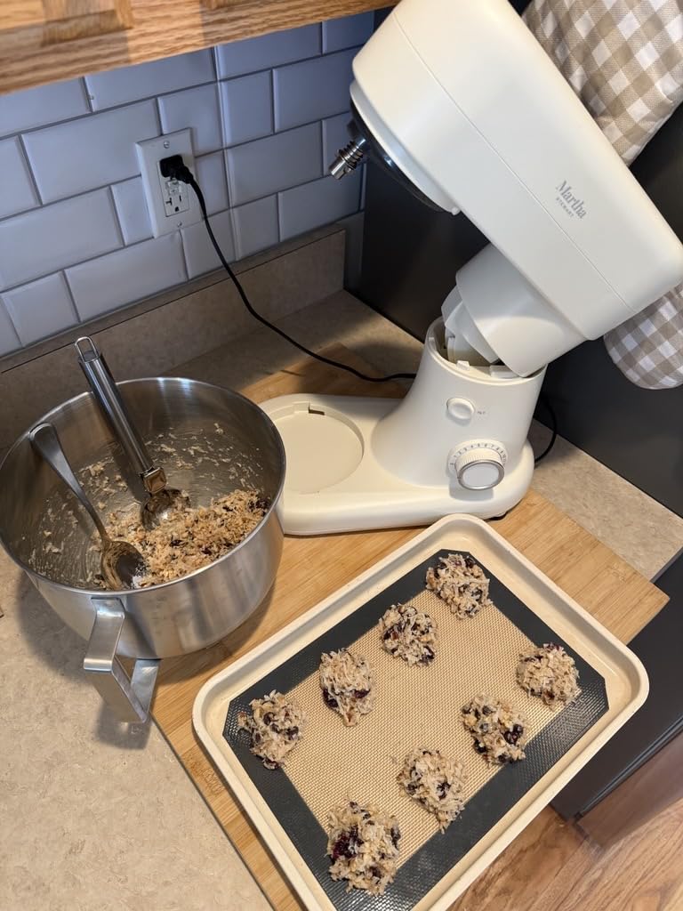 Hamilton Beach 5.3QT Tilt Head Stand Mixer, 12 Speeds, Stainless Steel Bowl, Dough Hook, Stainless Whisk, Beater, Removable Splash Shield, Bread, Cake & Whipping, Electric Kitchen Mixer, Caviar Gray customer photo 2