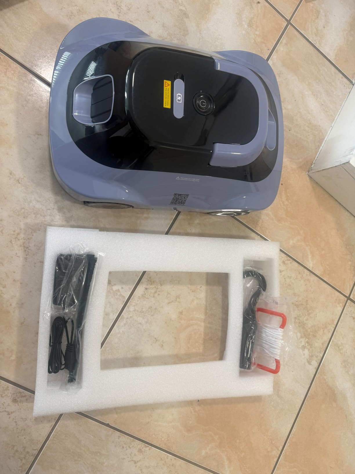(2026 Upgrade) Cordless Robotic Pool Cleaner, Automatic Pool Vacuum for Above Ground & Inground Pools, 180-Min Runtime, 3L Basket for Leaves & Debris, Auto-Parking, Powerful Suction up to 2200 Sq.Ft customer photo 2