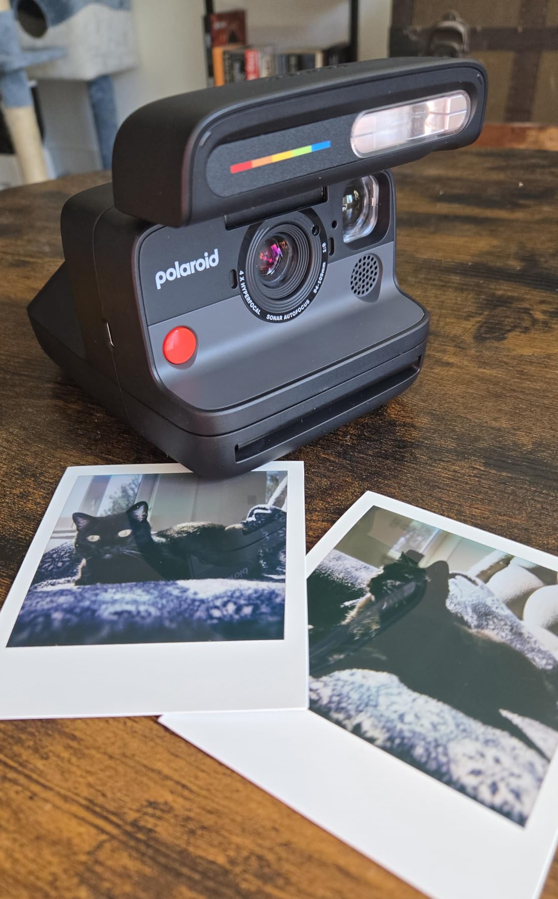 Polaroid Flip Instant Camera + Color Film Bundle (16 Photos Included) - White (6652) - Hyperfocal 4-Lens System, Sonar Autofocus, and Sence Analysis with Bluetooth paired Companion app customer photo 2