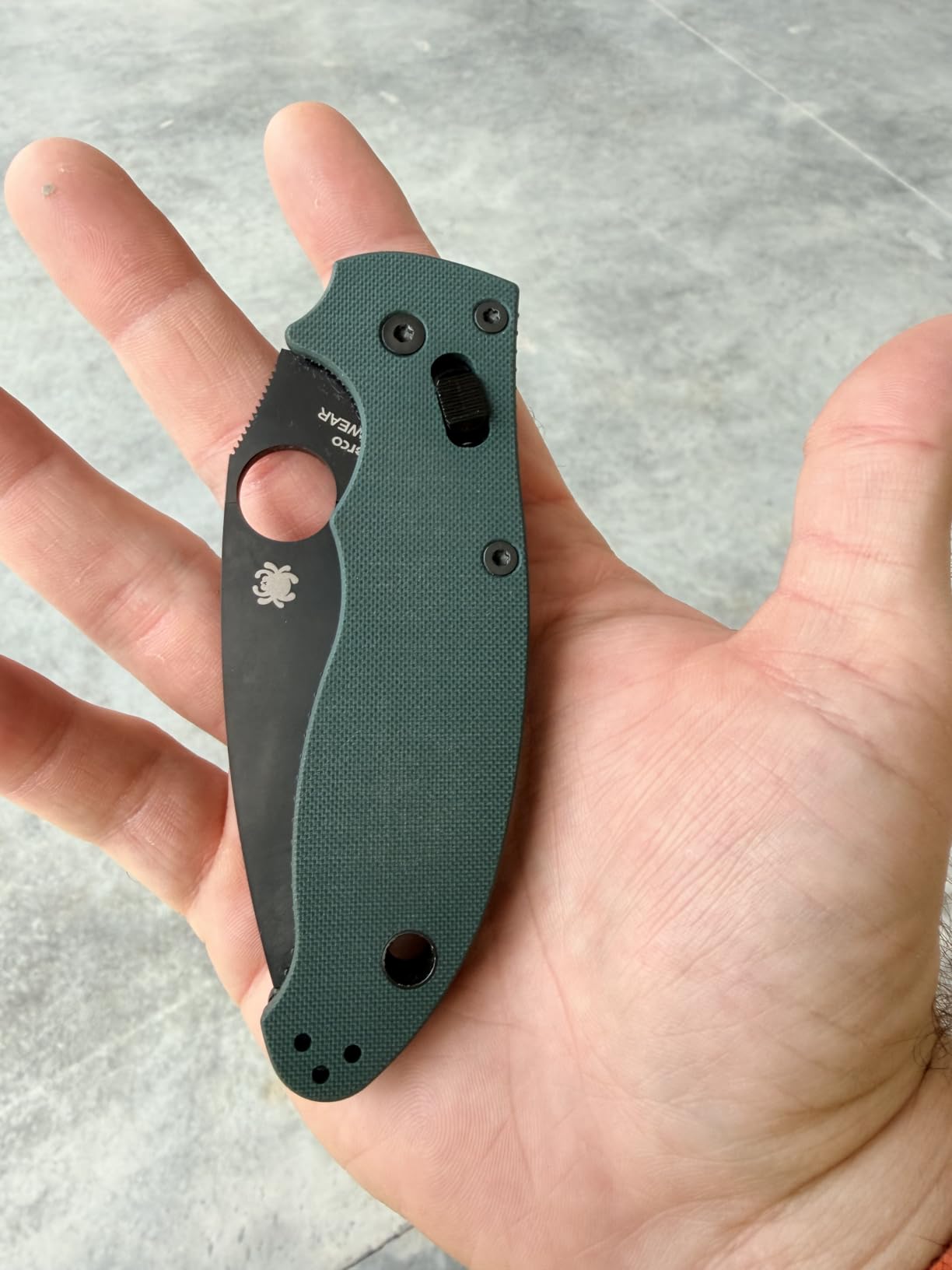 Spyderco Manix 2 Folding Pocket Knife, PlainEdge | Forest Green, 8