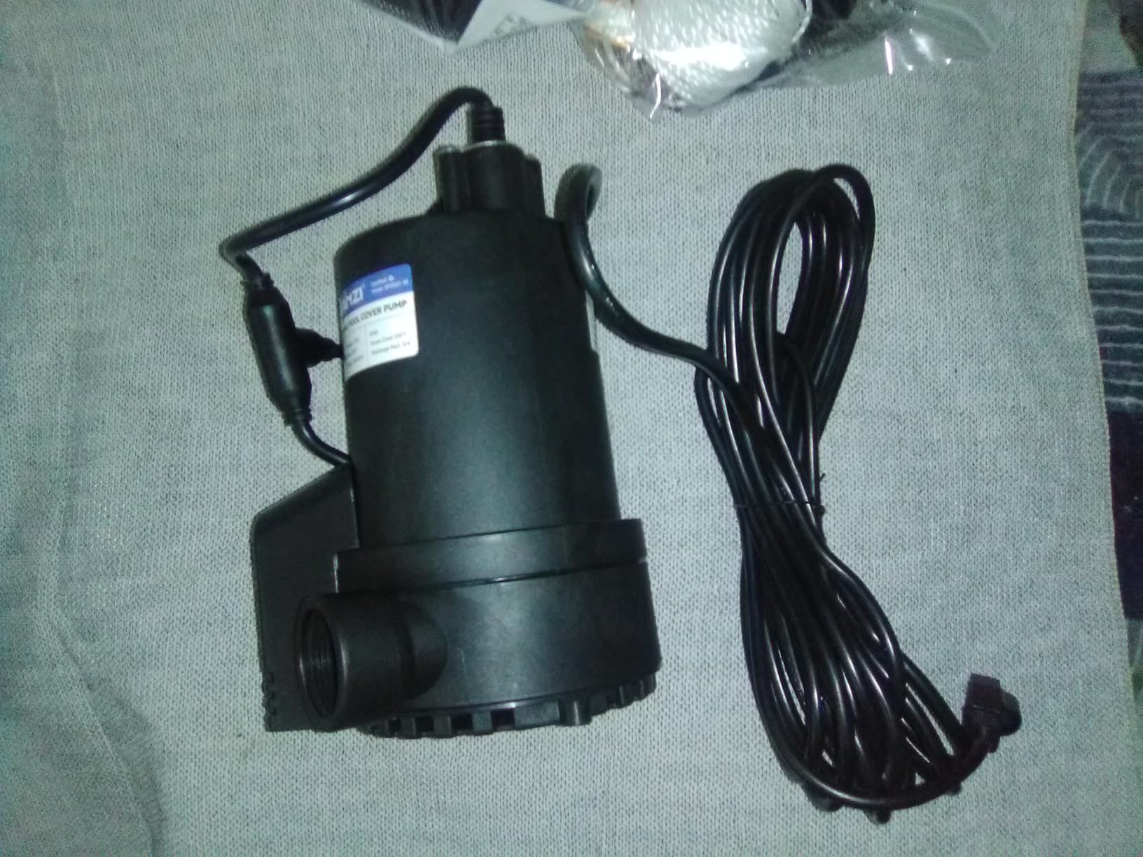 1/2HP Swimming Pool Cover Pump Automatic On/Off 3500GPH Submersible Water Pump with Filter Net 3/4