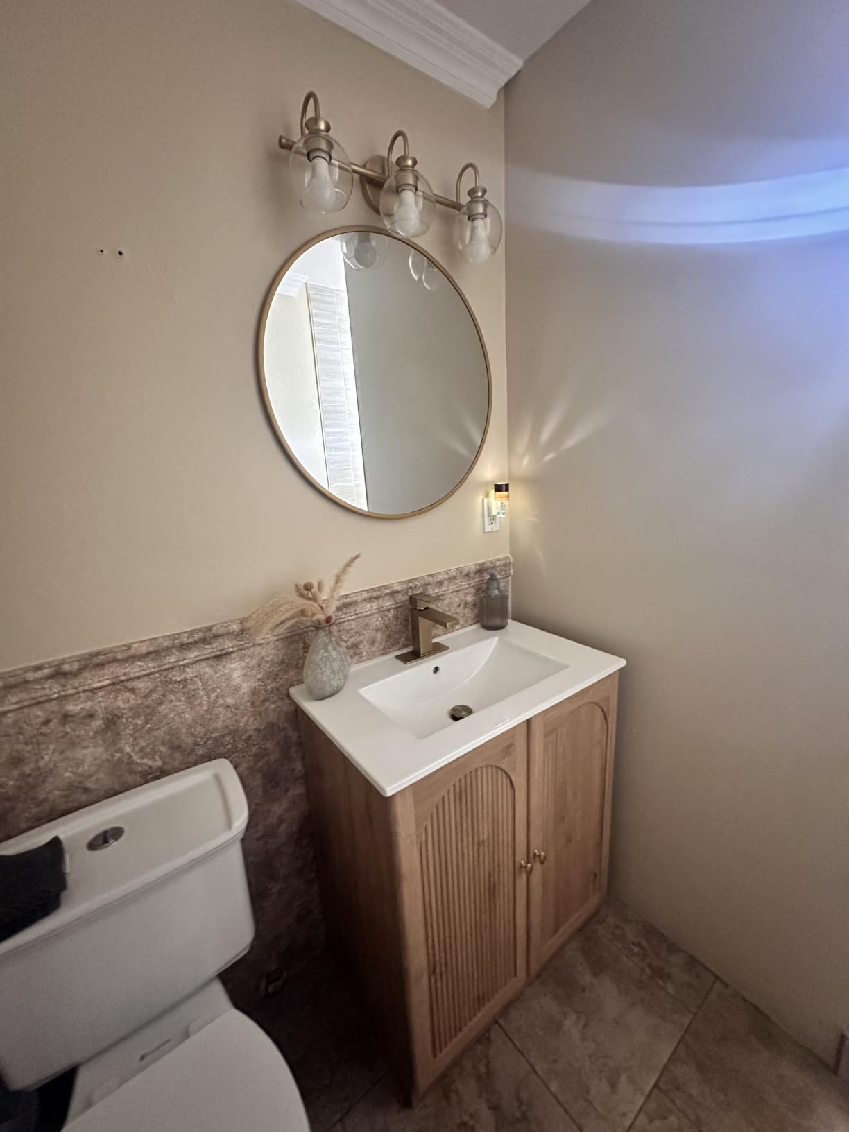 IFBUY 30 Inch Arched Bathroom Vanity with Sink, Fluted Design, Natural Oak | Modern Bathroom Vanity Cabinet w/Adjustable Storage Shelf, Freestanding Single Bathroom Vanity w/Ceramic Basin, Space-Saving customer photo 1